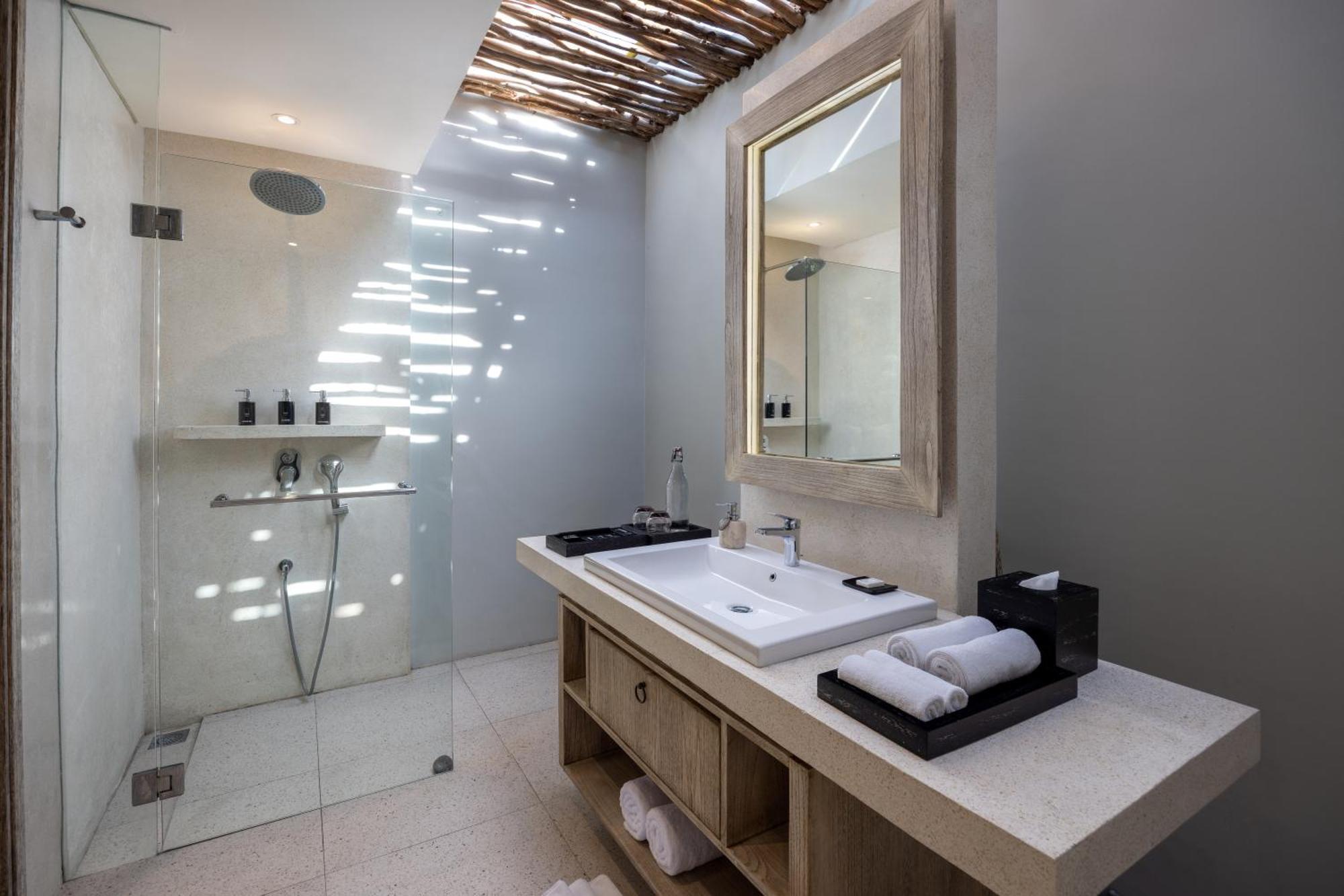 Villa Cross Bali Breakers Jimbaran (Bali)
