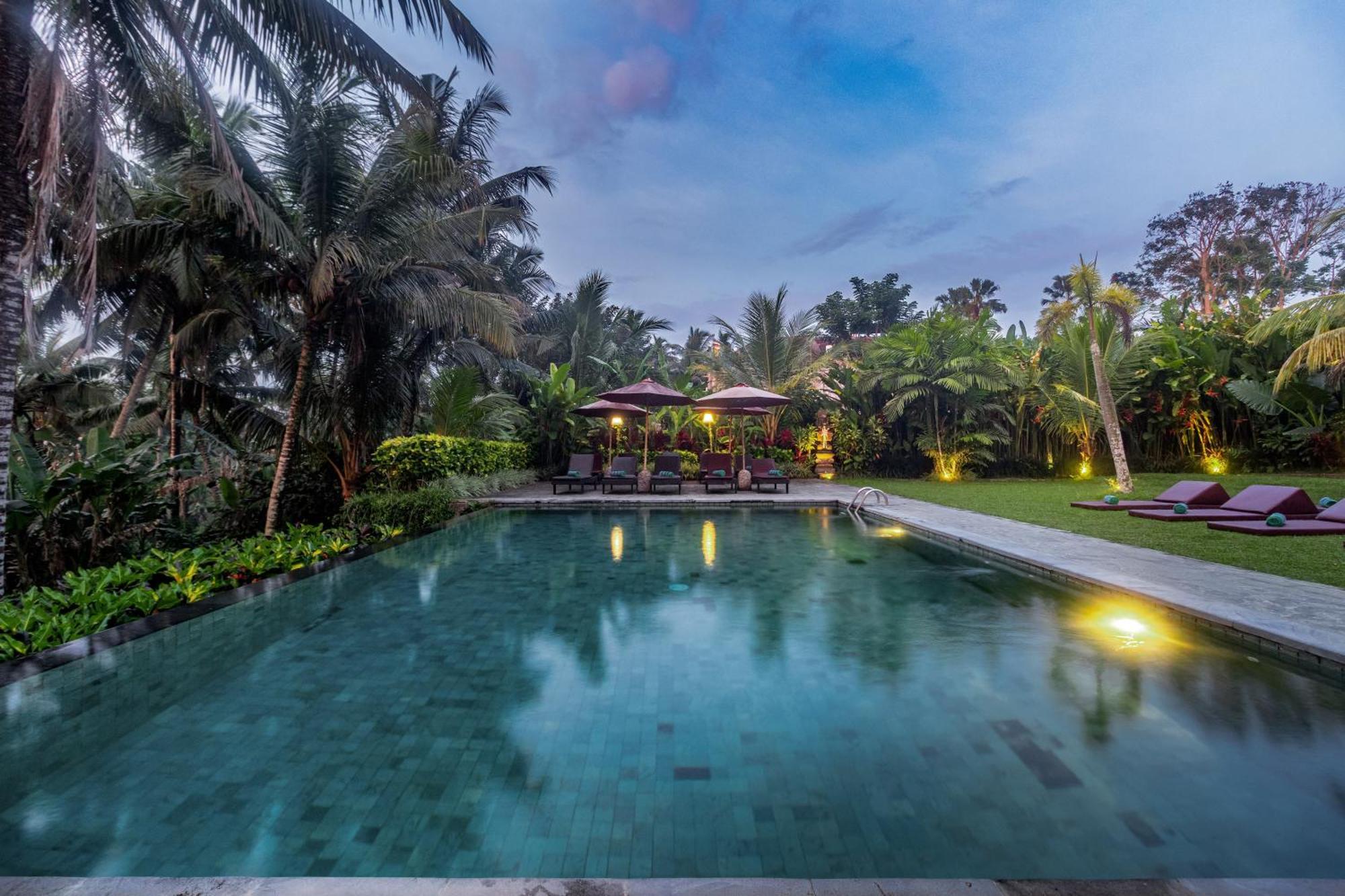 Hotel Pertiwi Bisma 3*