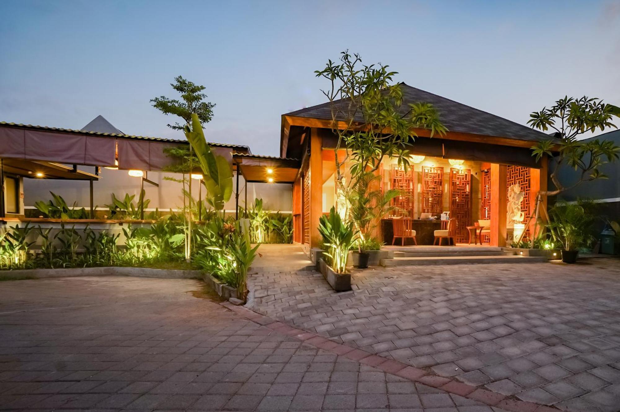 Bulan Bali Villa *