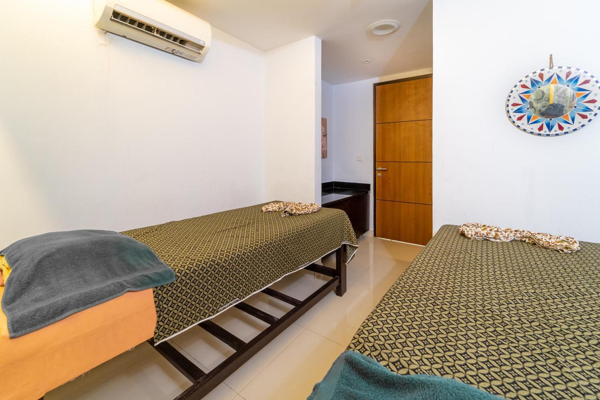 Cross Vibe Paasha Atelier Bali Kuta Hotel 4*