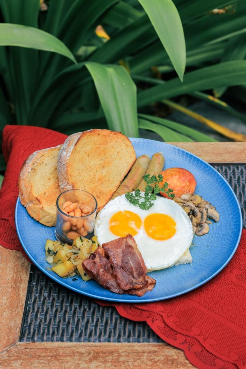 Argya Santi Suite And Villas 4* Seminyak (Bali)