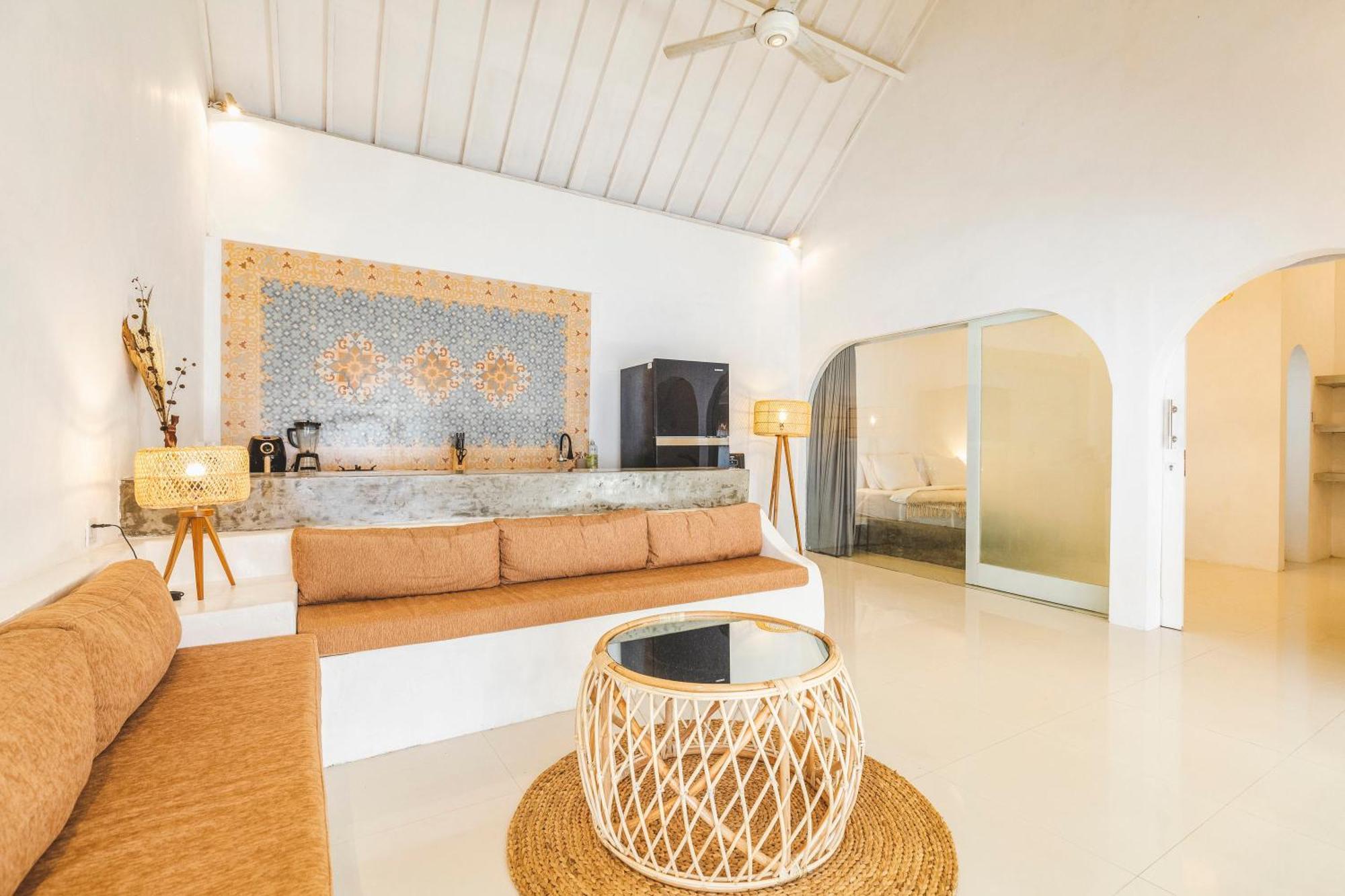 Santorini - Boho-chic 3-bedroom In The Heart Of Berawa! *
