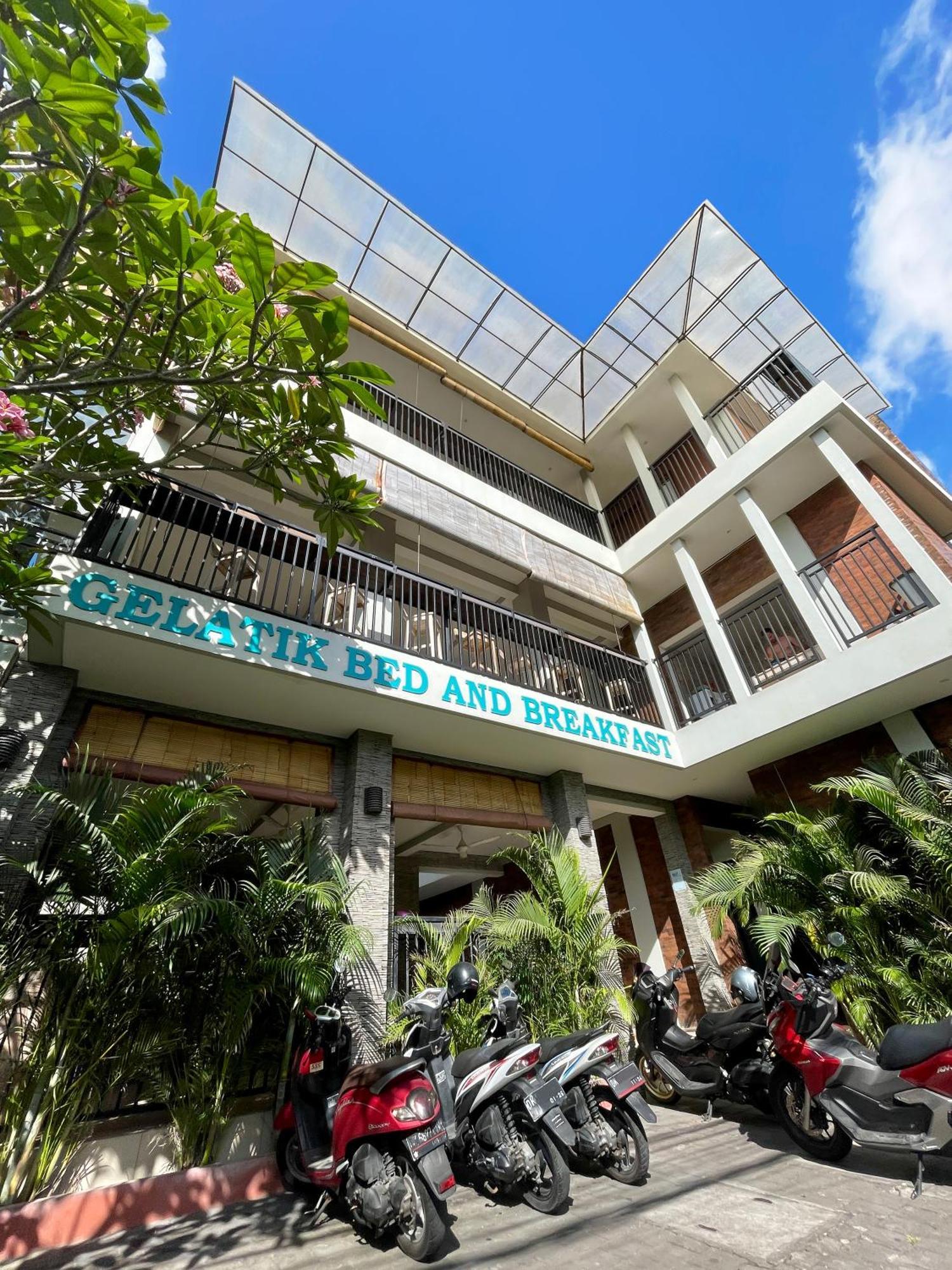 Gelatik 2* Seminyak (Bali)