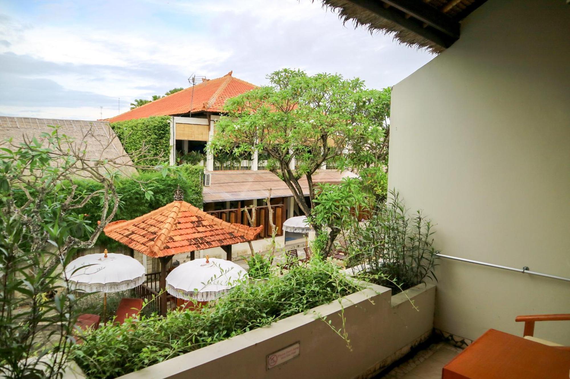 The Lagoon Bali Pool And 3* Legian (Bali)