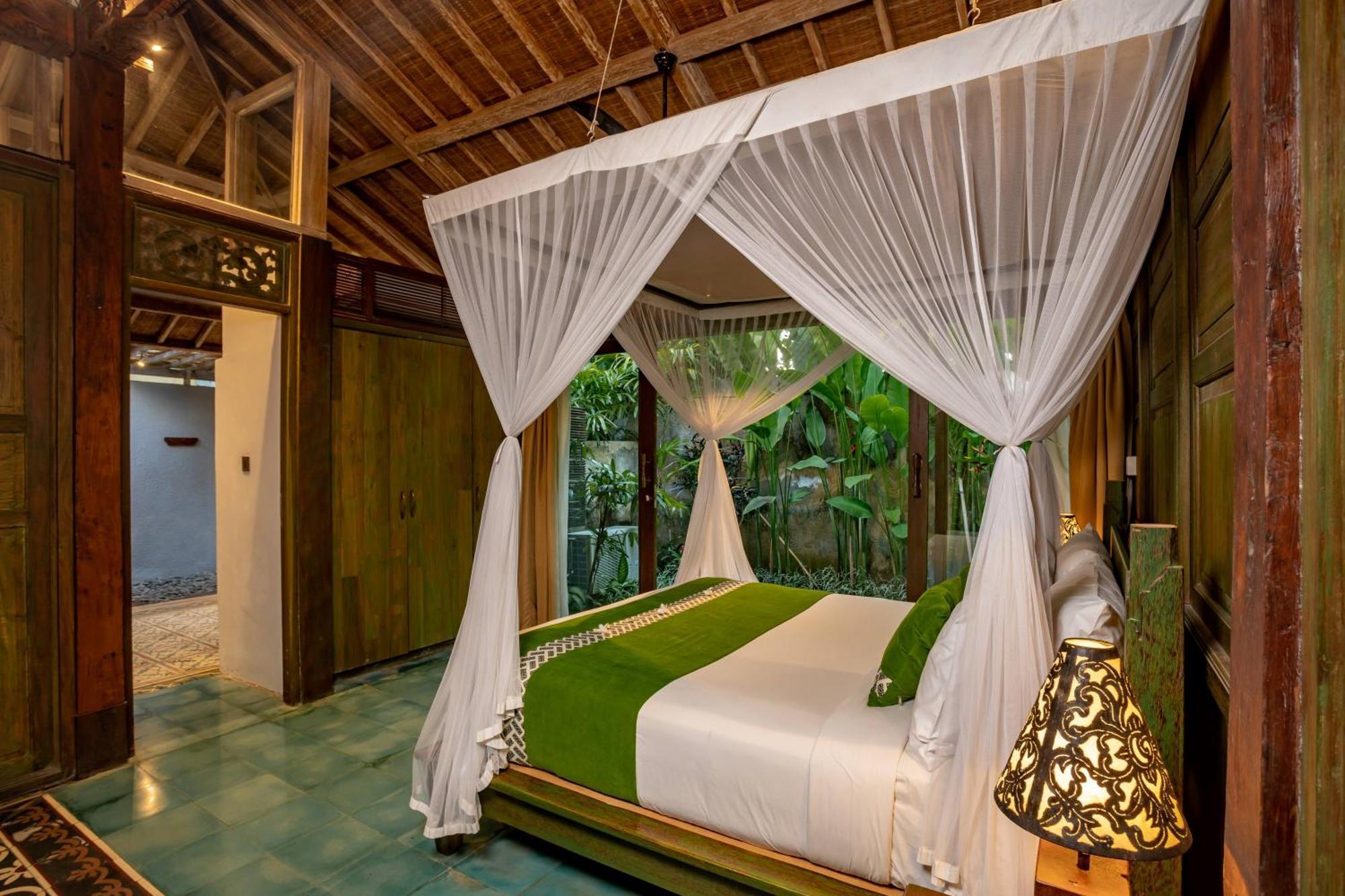 Villa Arya *