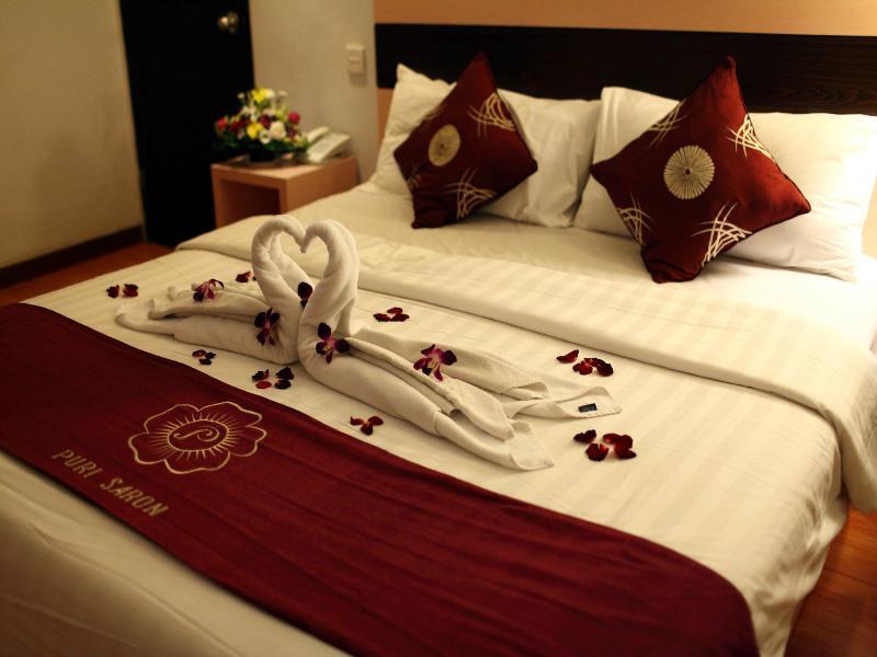 Puri Saron 4*