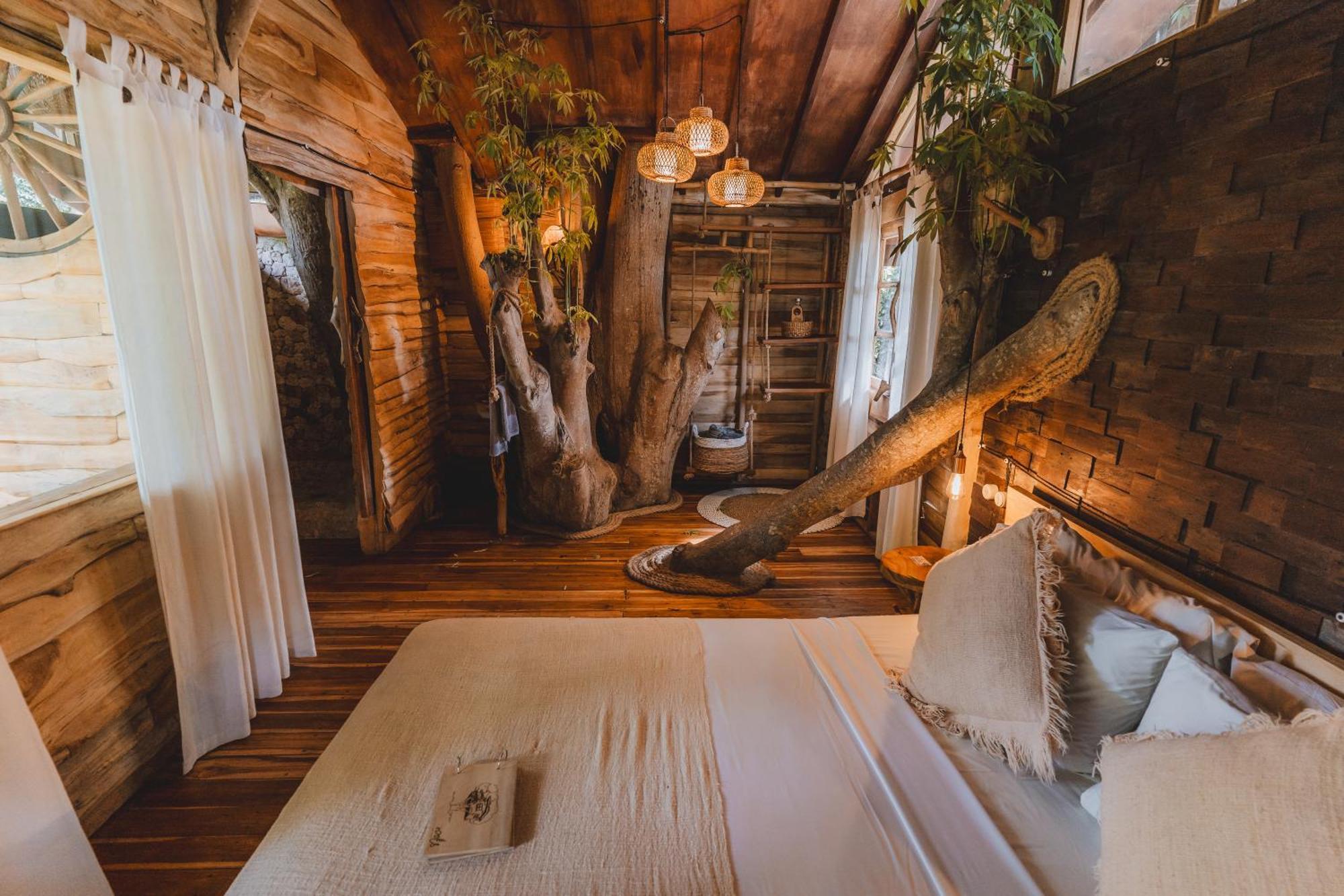 Lodge Roots Tree House Uluwatu (Bali)