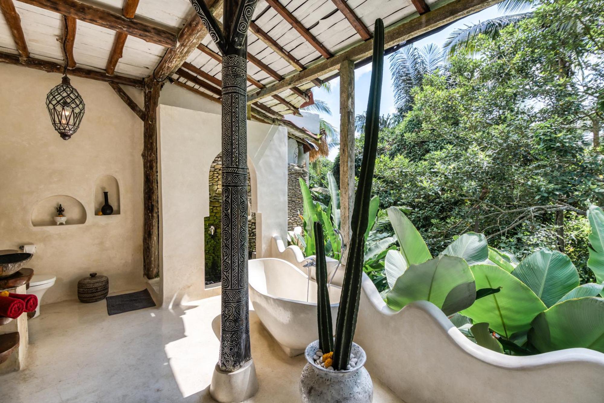 The Rice Joglo Eco-stay Guest house *