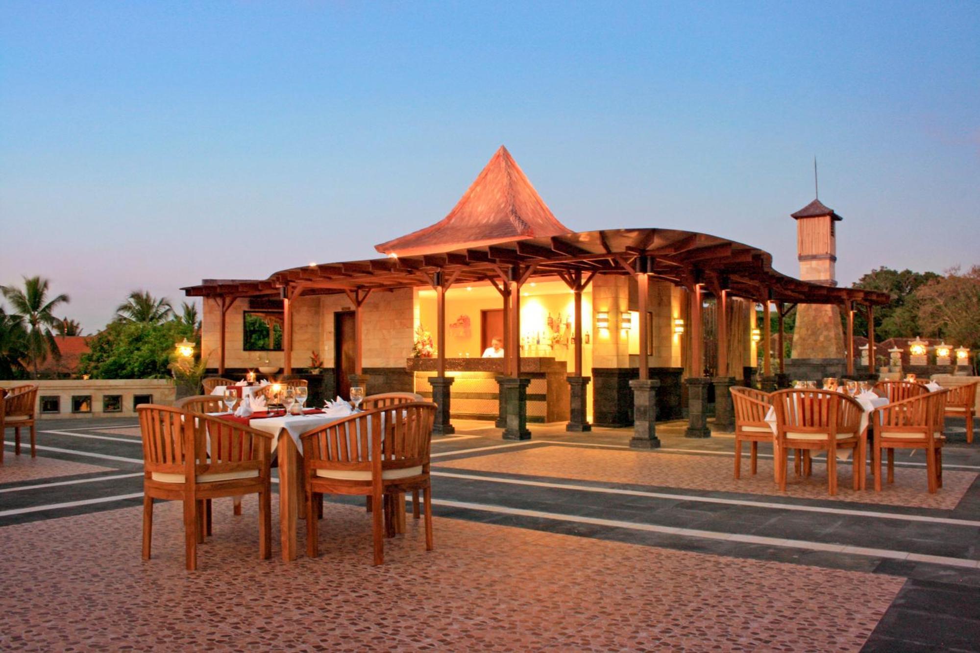 Pelangi Bali & Hotel