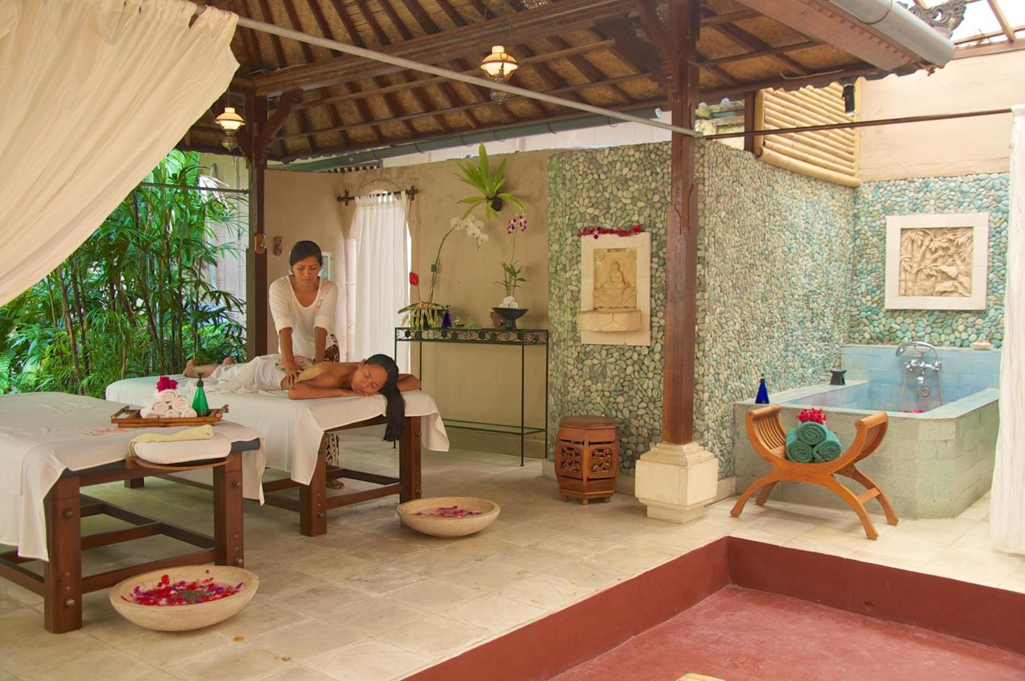 Hotel Taman Rahasia Tropical Sanctuary And