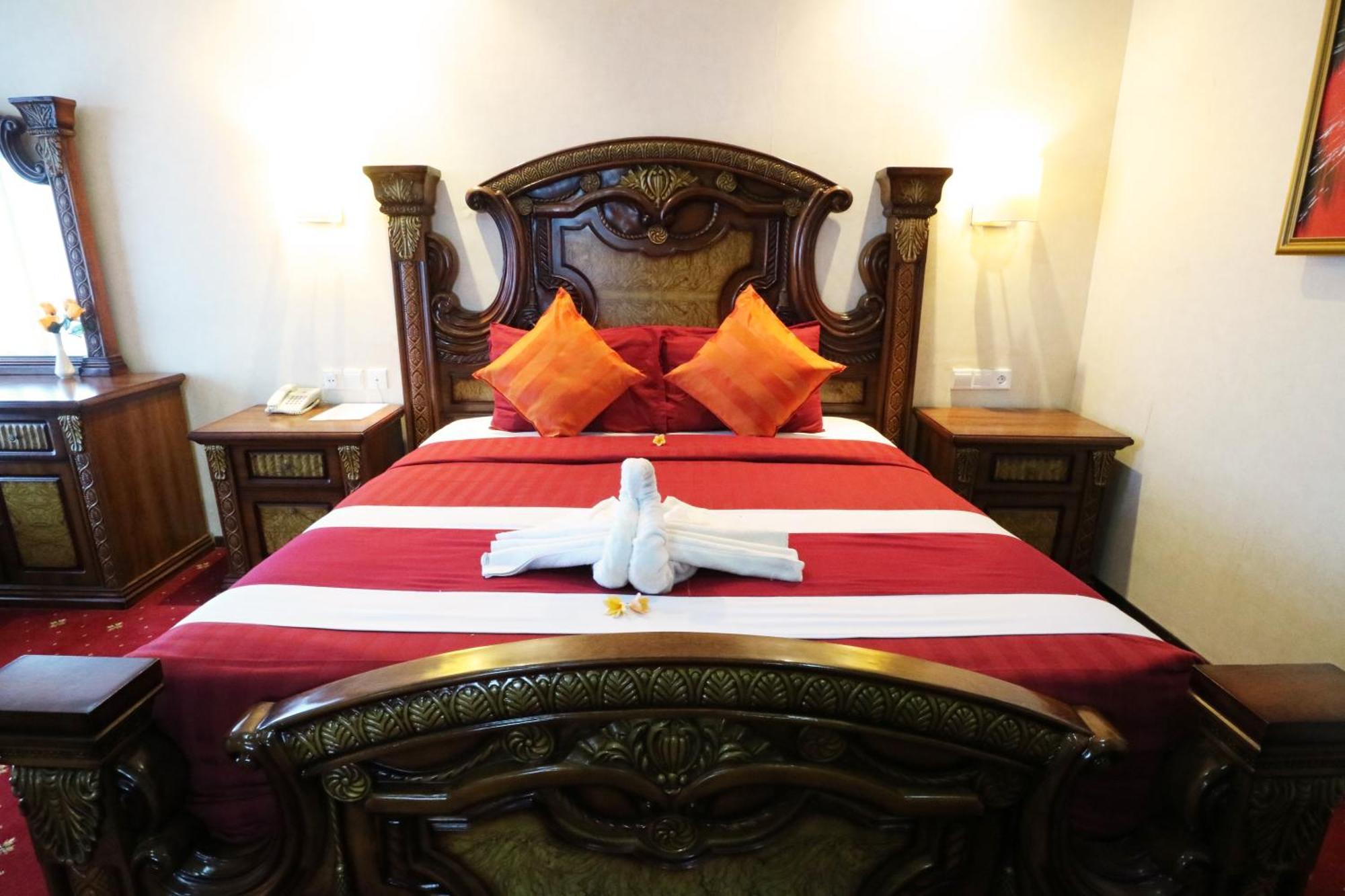 Hotel Bali Paradise 3*