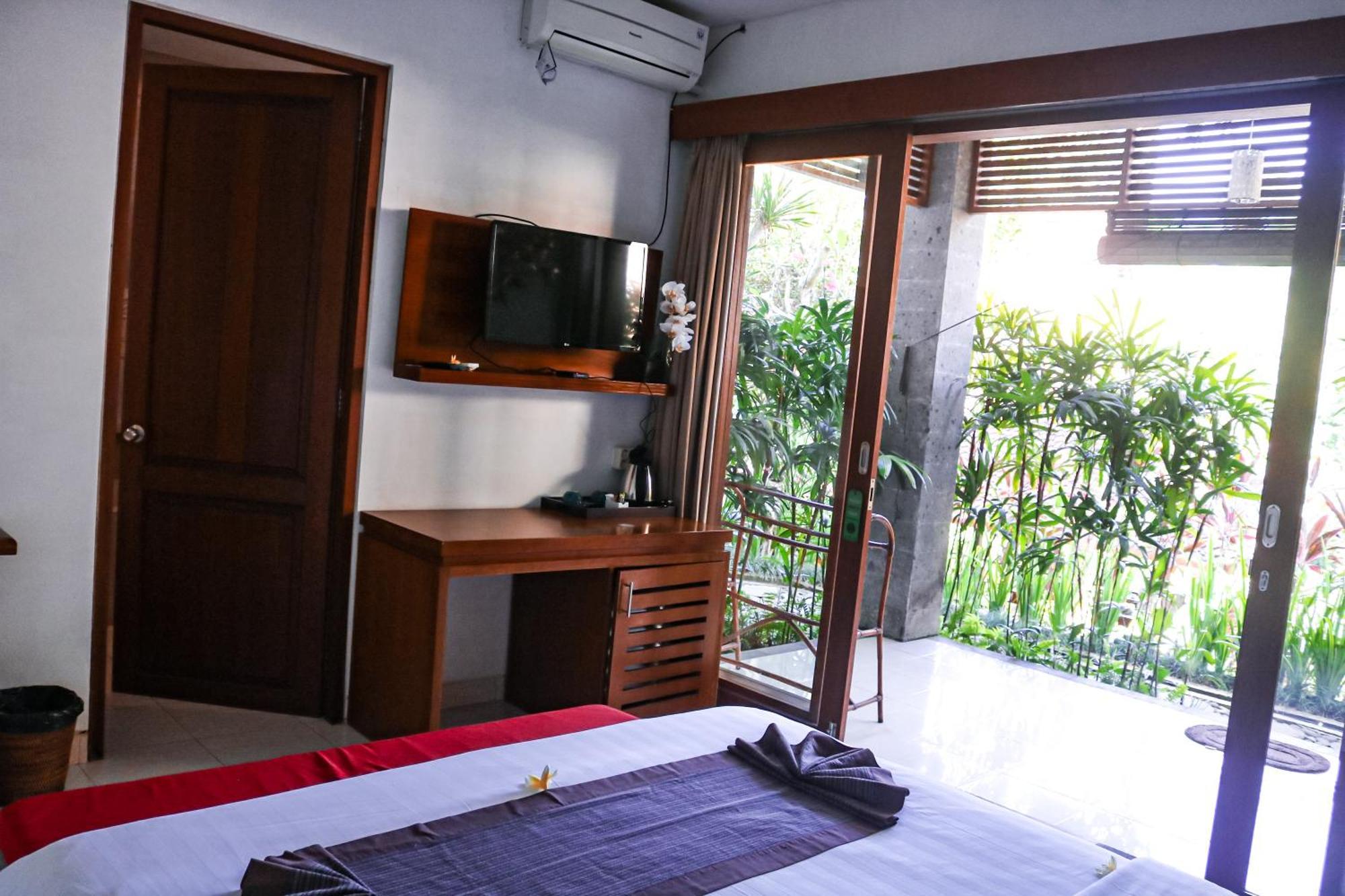 Desak Putu Putera Wisma tamu 3*