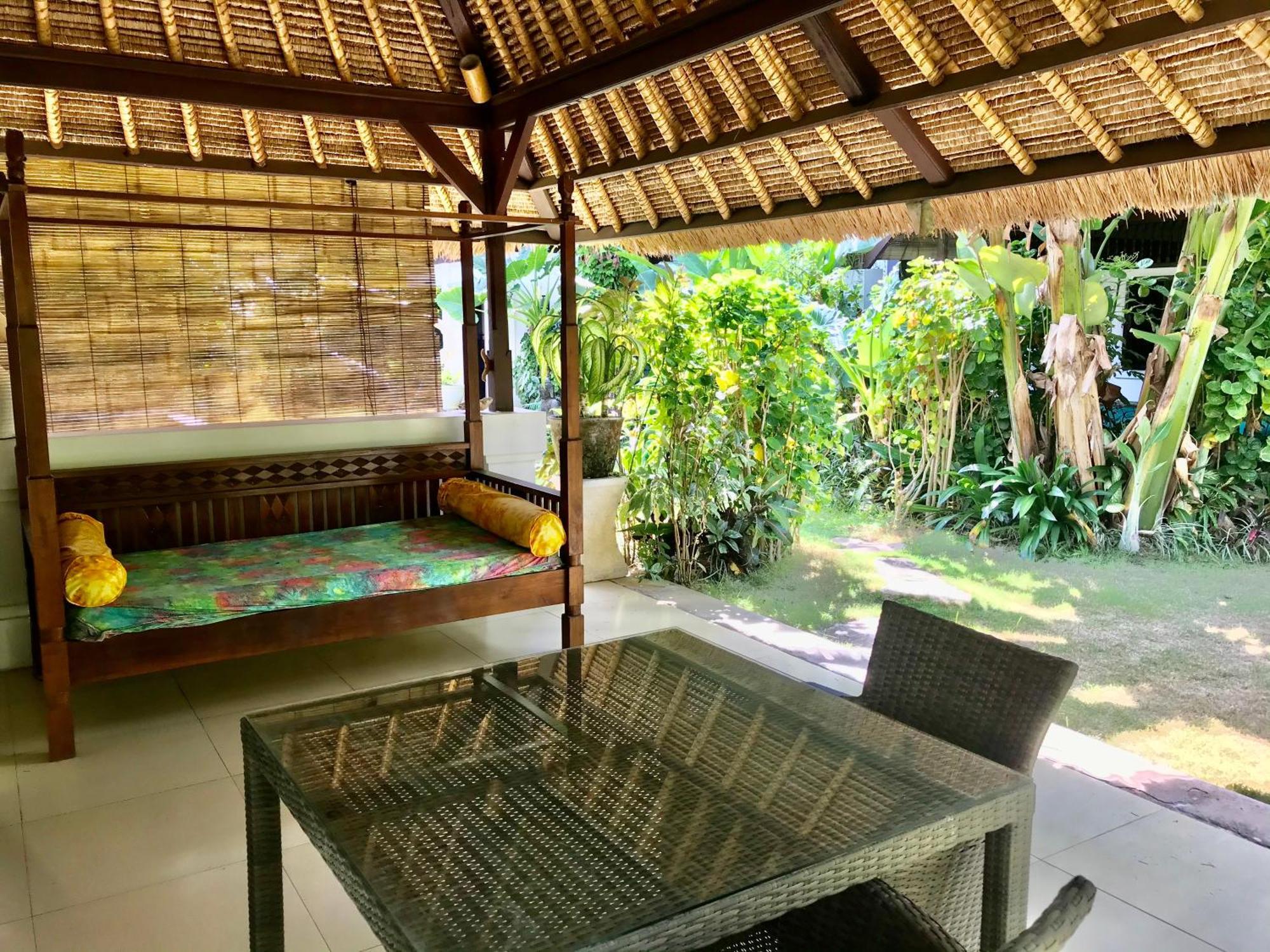 Blind Dog Hostel Sanur (Bali)
