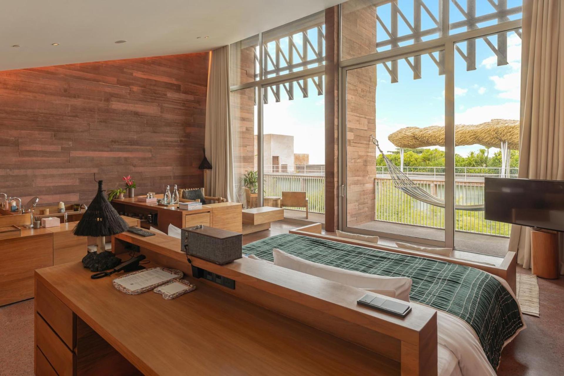 Potato Head At Desa Potato Head Resor 5*