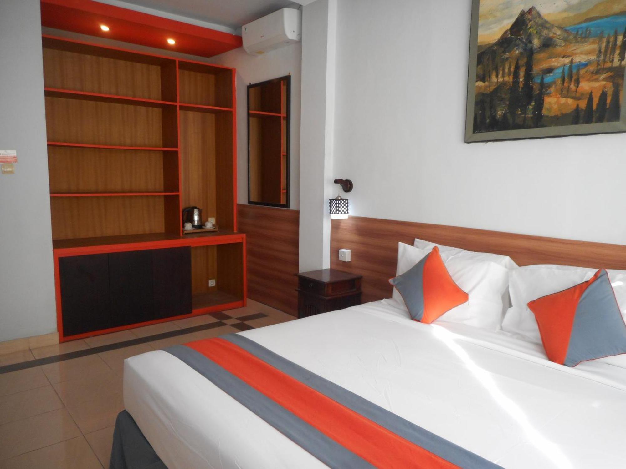 Grand Sinar Indah 3*