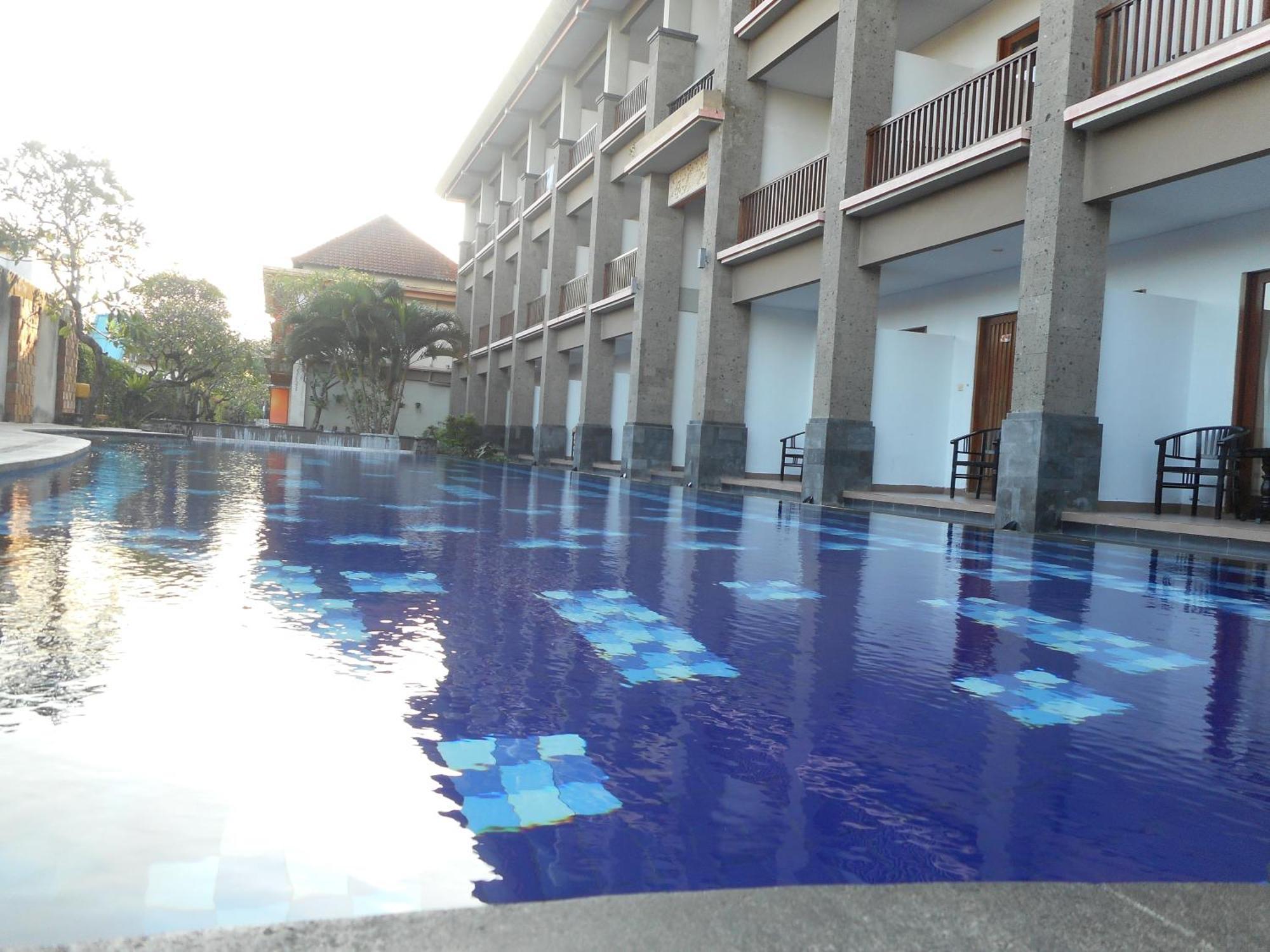 Grand Sinar Indah 3*