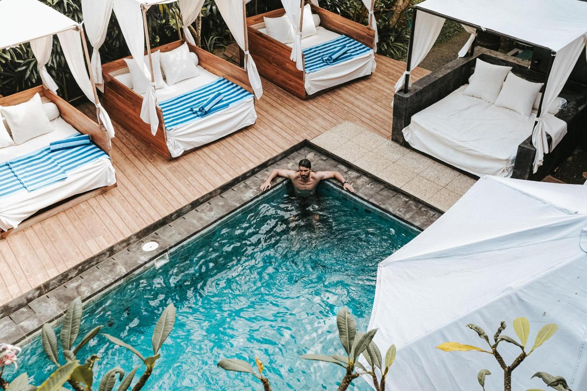 De Olas Padang Padang Bali Guest house