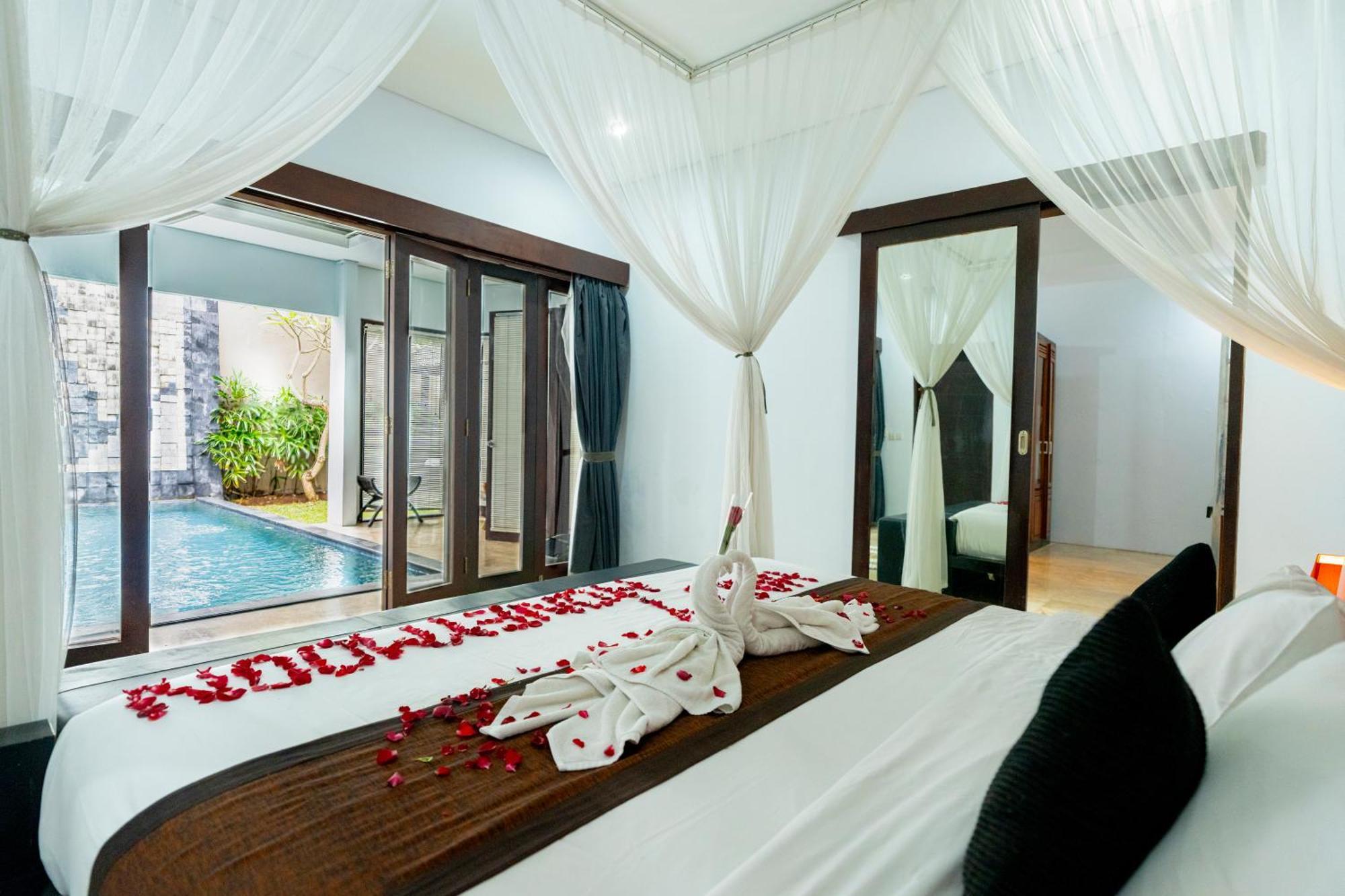 Bali & * Seminyak (Bali)