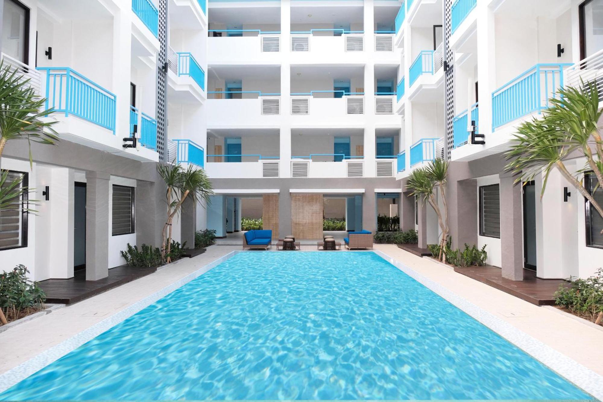 Hotel Bloo Bali 3*