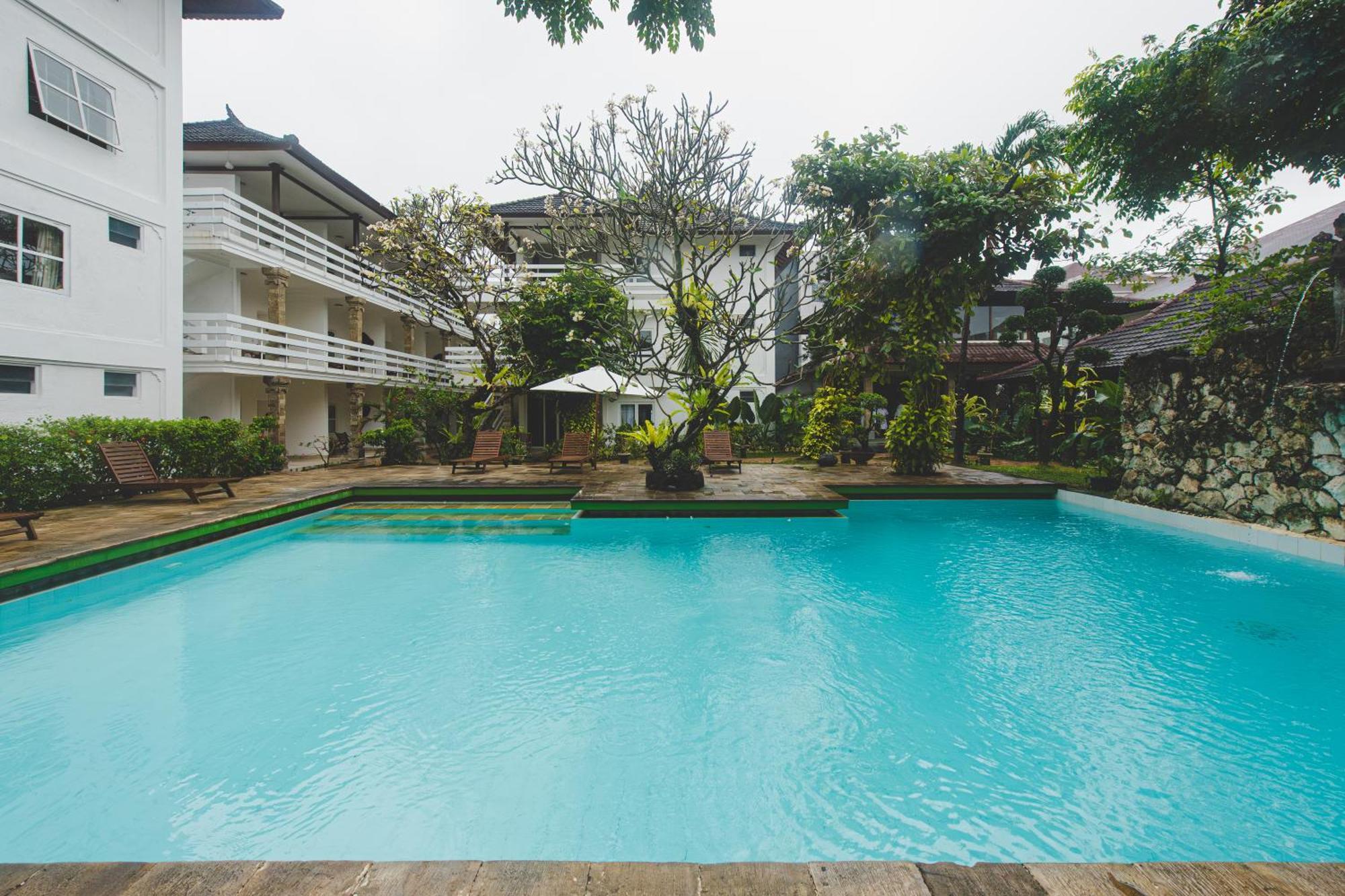 Sari Bunga Kuta Bali Hotel