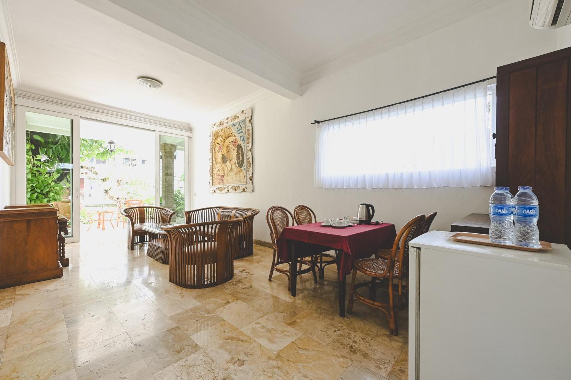 Sari Bunga Kuta Bali Hotel 3*