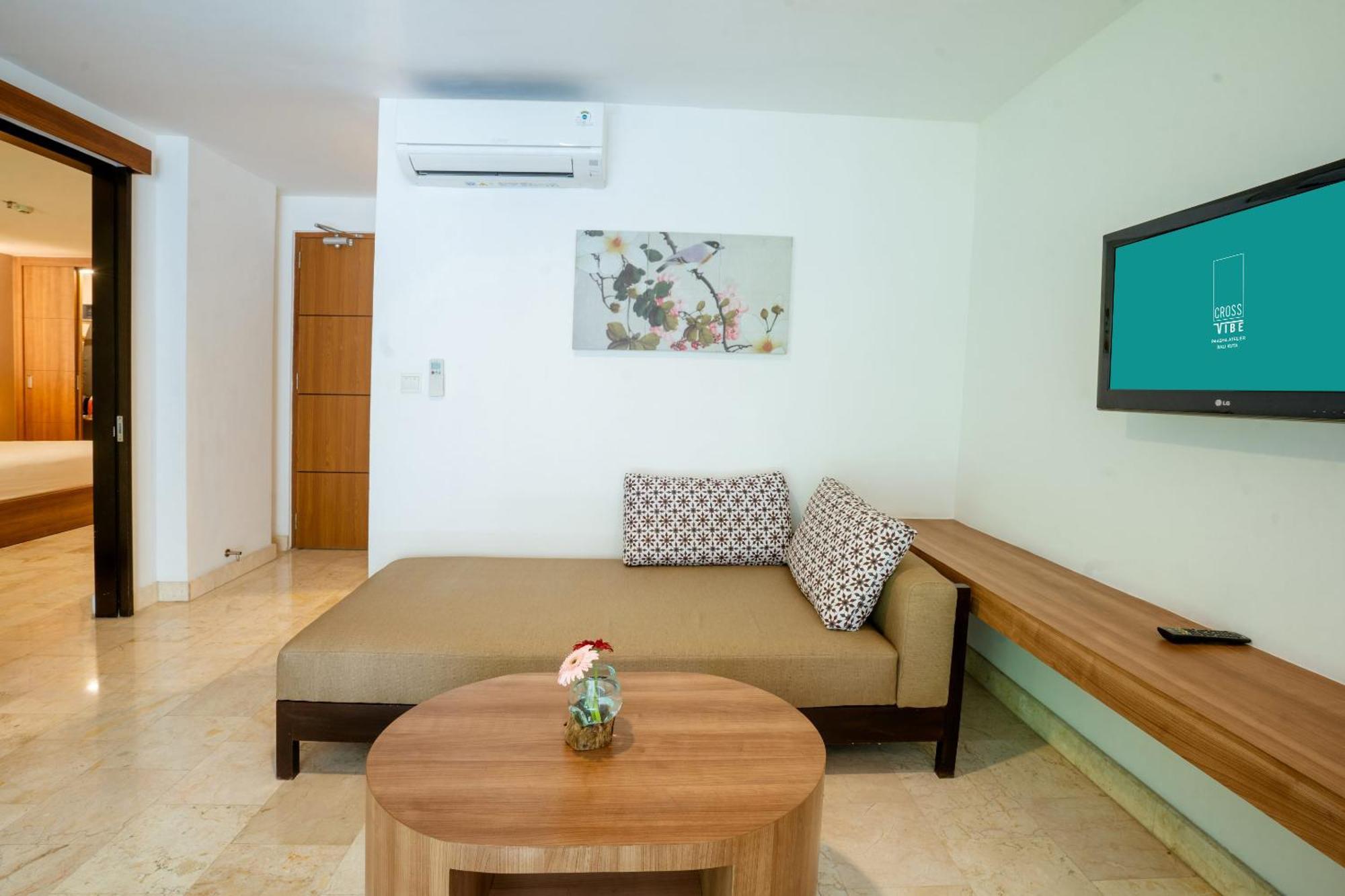 Cross Vibe Paasha Atelier Bali Kuta