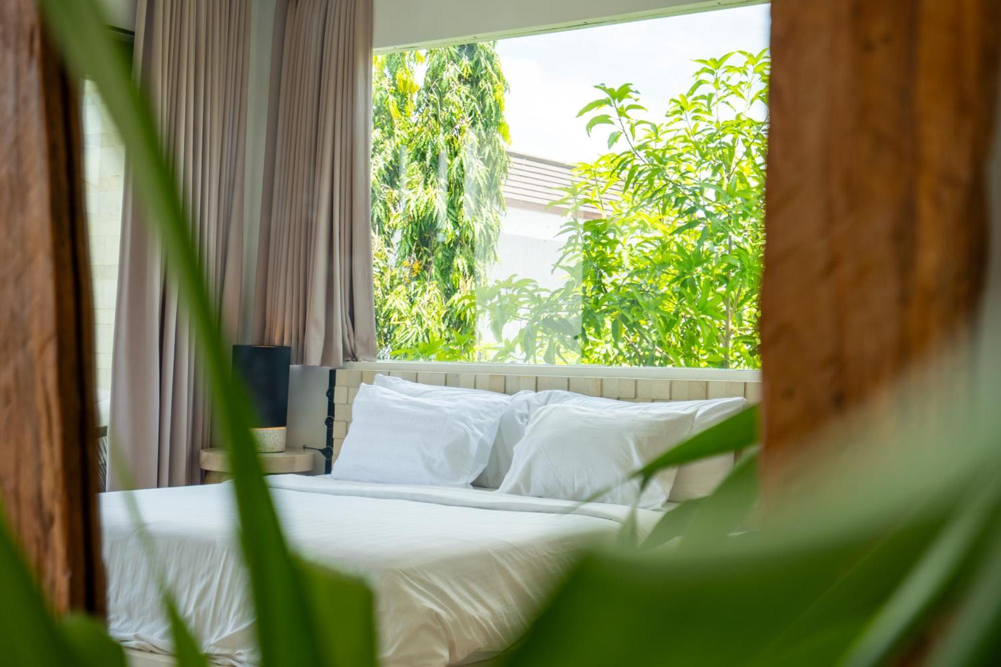 Skyfall Luxury Beach Villa