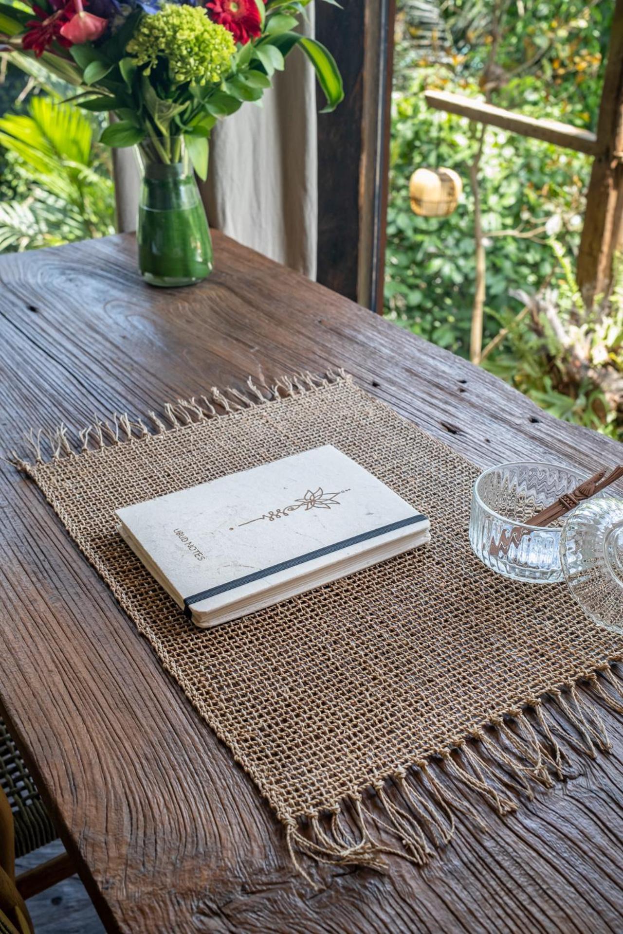 Casa Pohon Villa