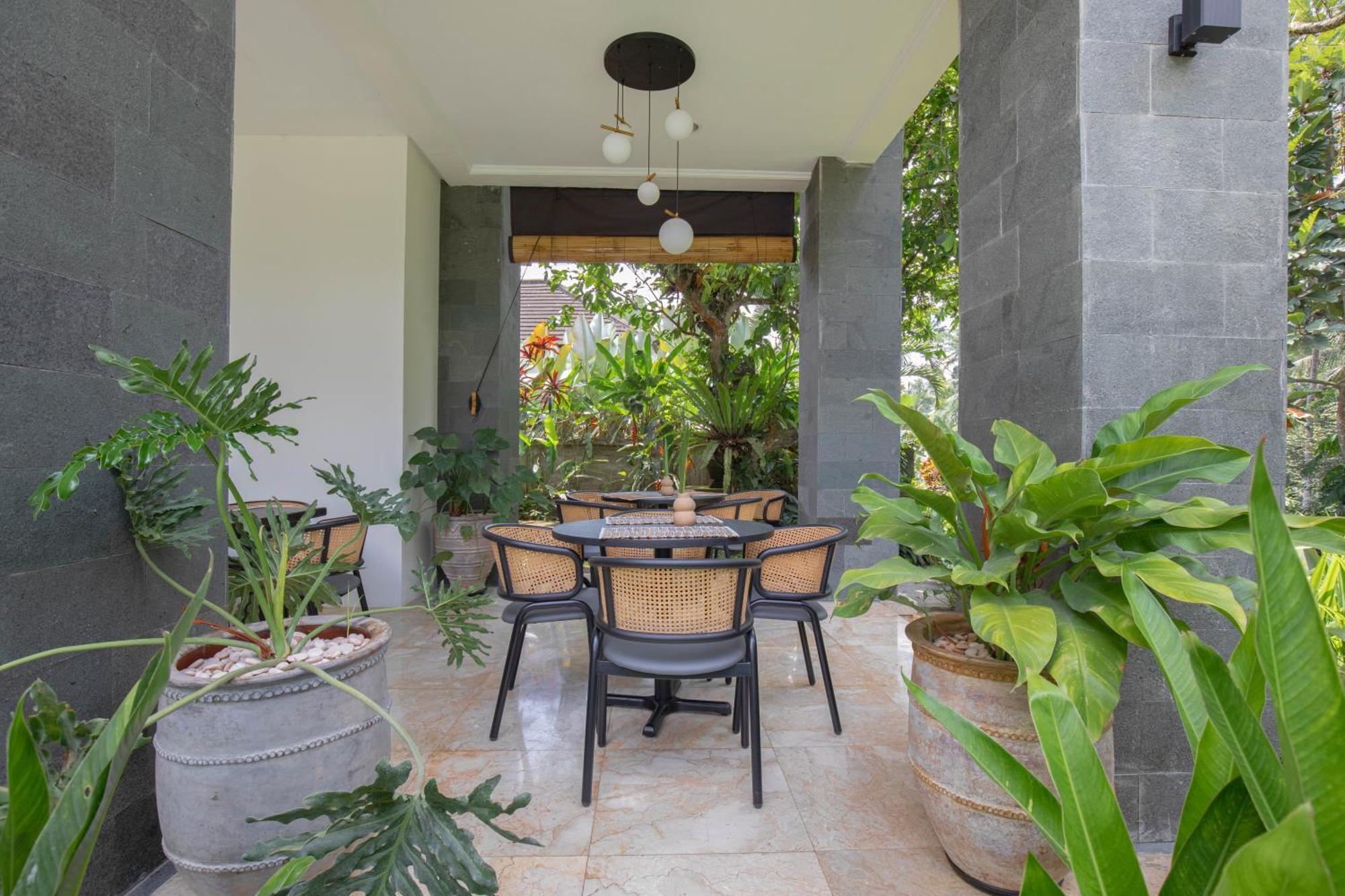 Suara Air Luxury Ubud (Bali)