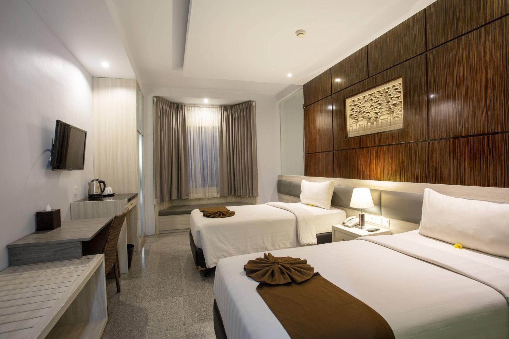 Famous Kuta Formerly Permata Kuta Hotel Kuta (Bali)