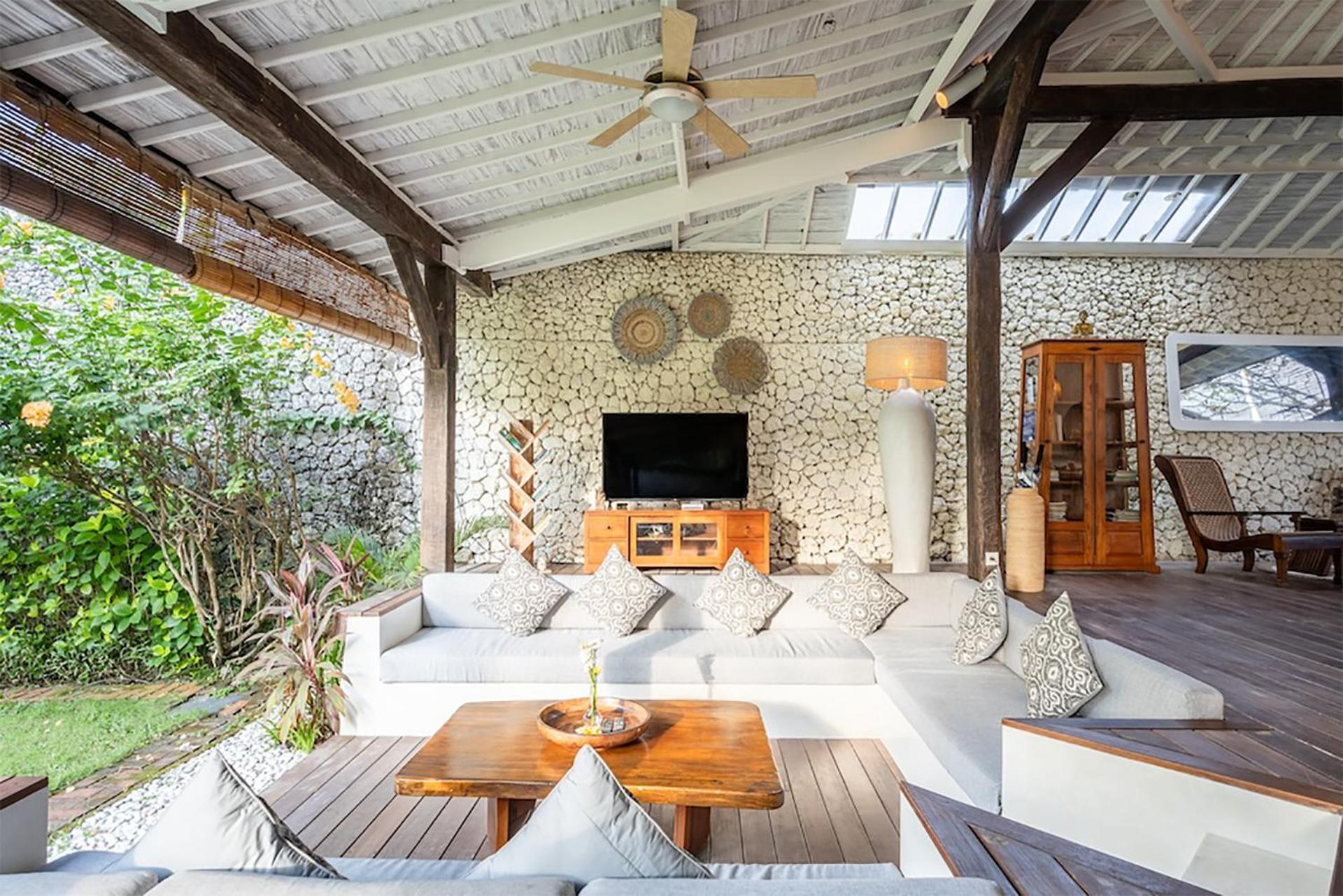 4 Bedroom - Kerobokan Villa