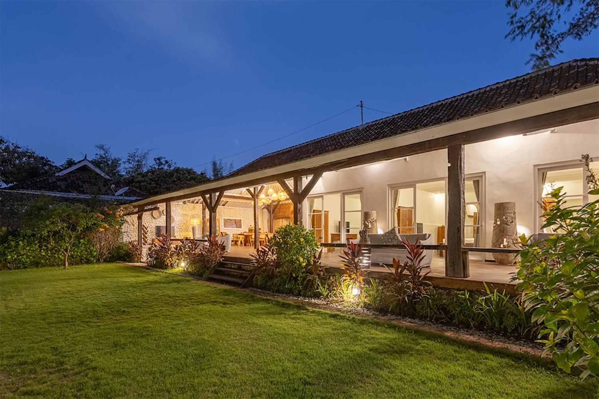 4 Bedroom - Kerobokan Villa *