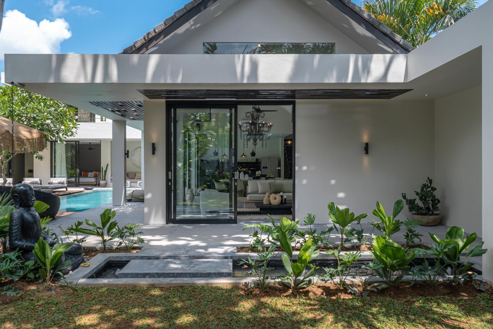 Prana - High End Boutique Style Interior Design 5 Bedroom Canggu (Bali)