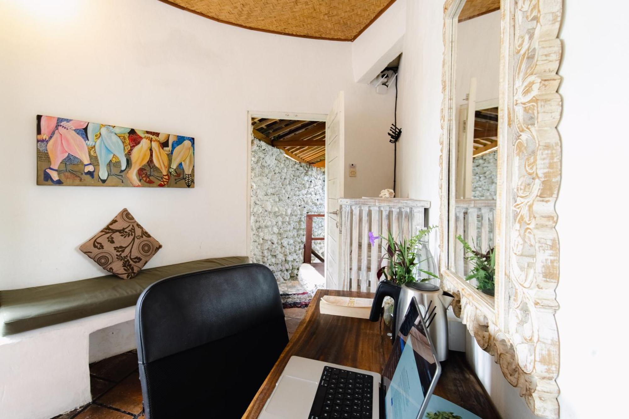 The Onion Collective Hostel *