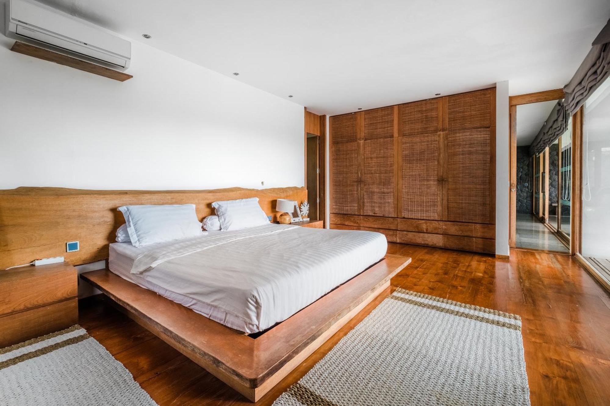 Villa Beachfront Nakar Two