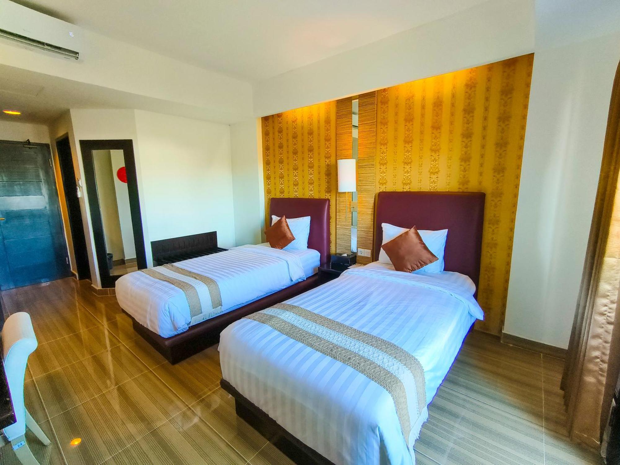 The Tandibayang & Hotel 3*