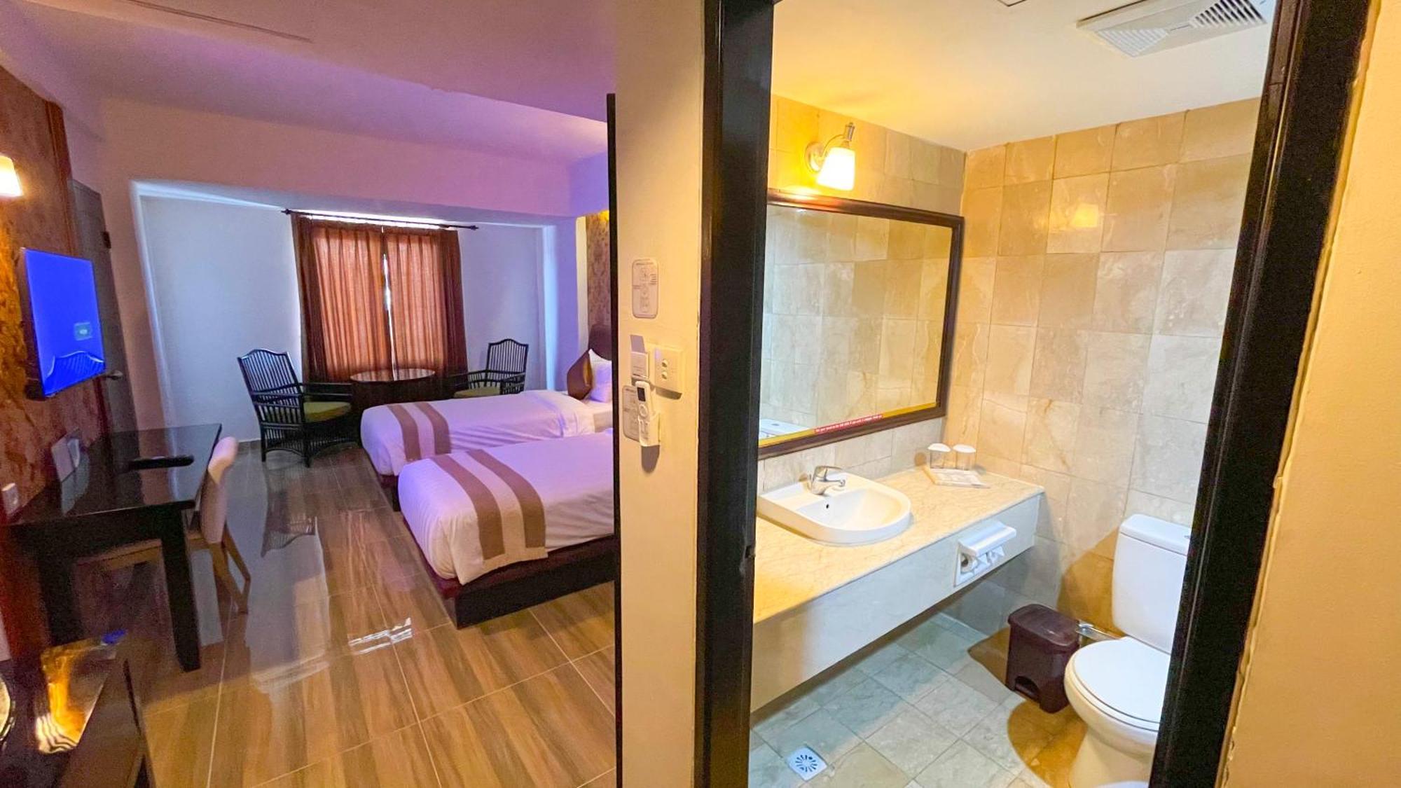 The Tandibayang & Hotel 3*