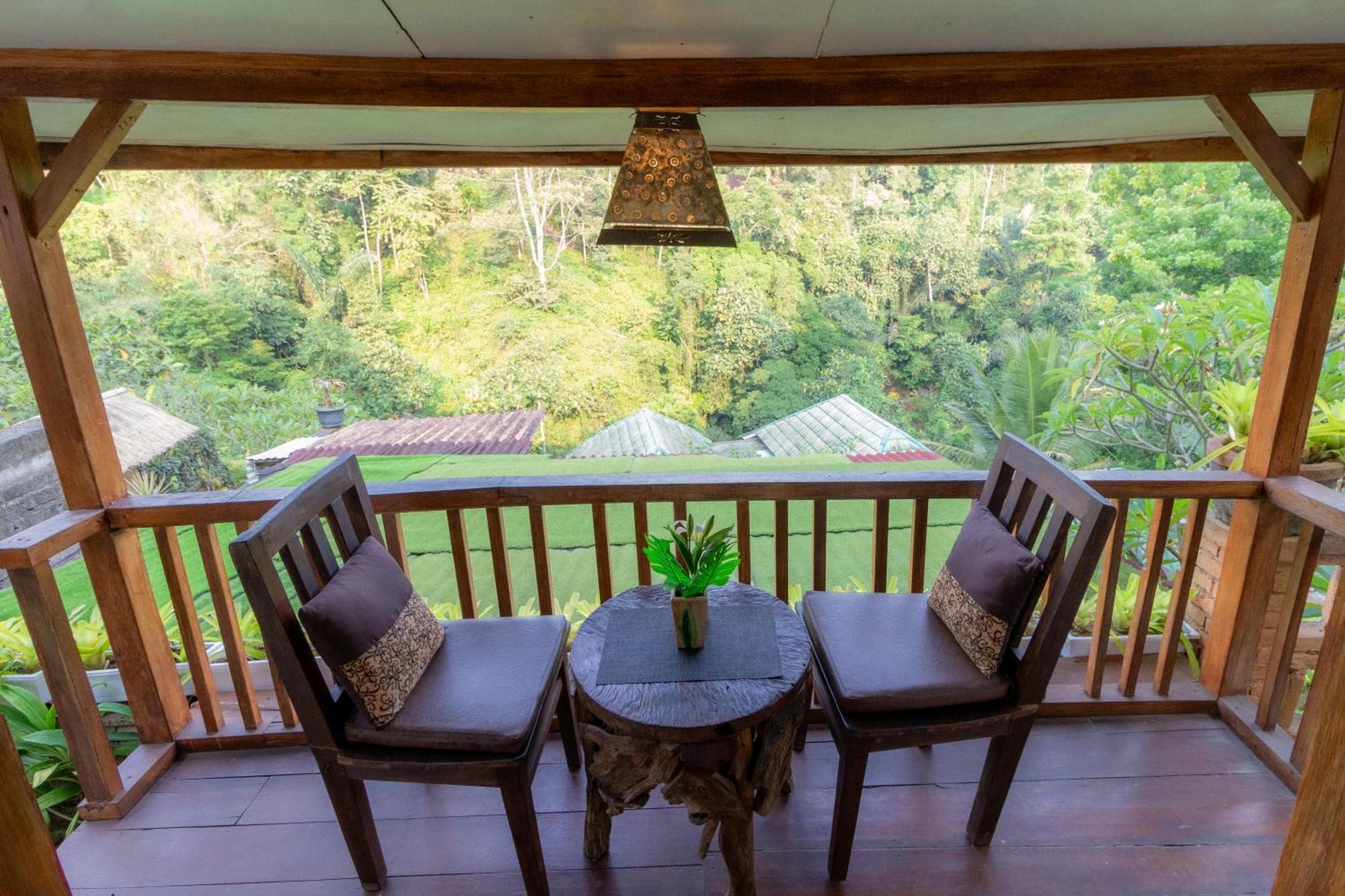 Resort Doni House &