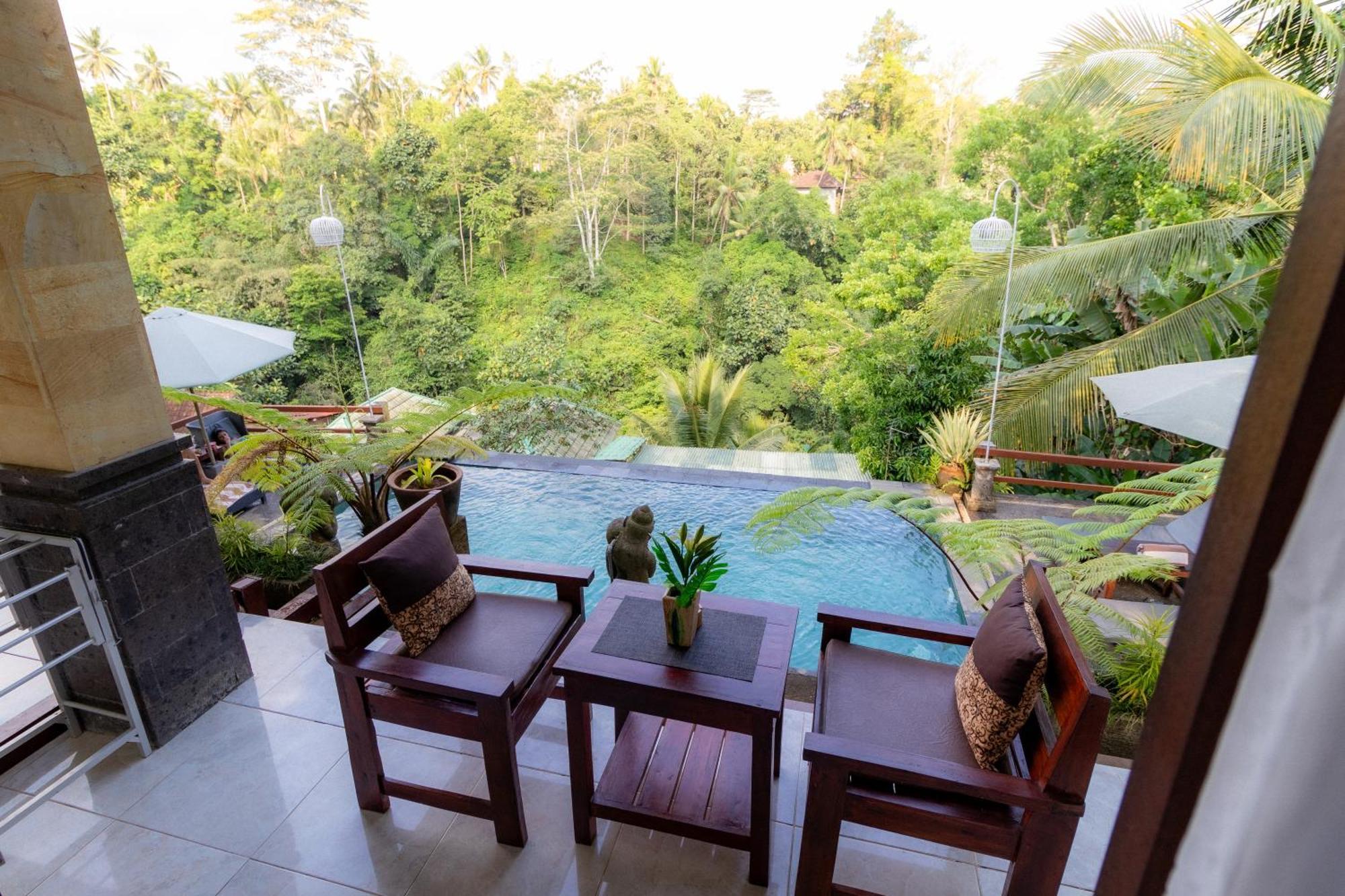 Doni House & Resort 3*