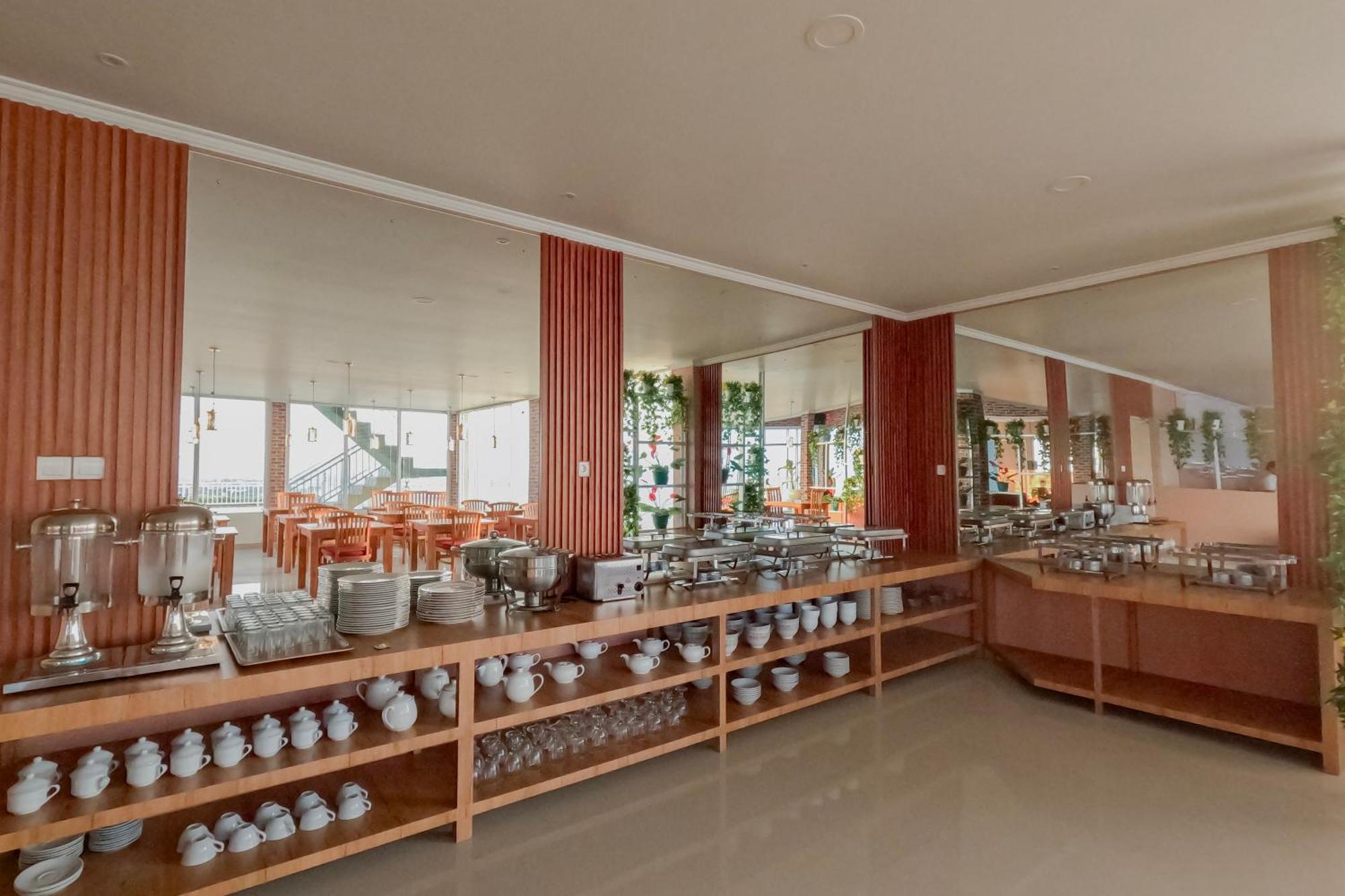 The Pandan Sari Hotel 4*
