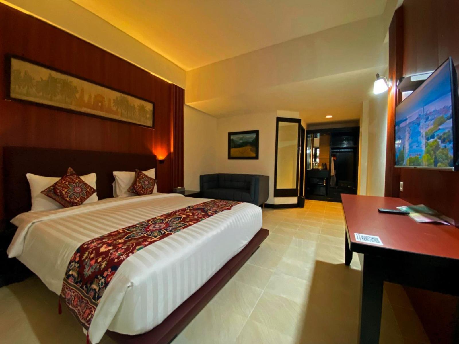 The Tandibayang & Hotel