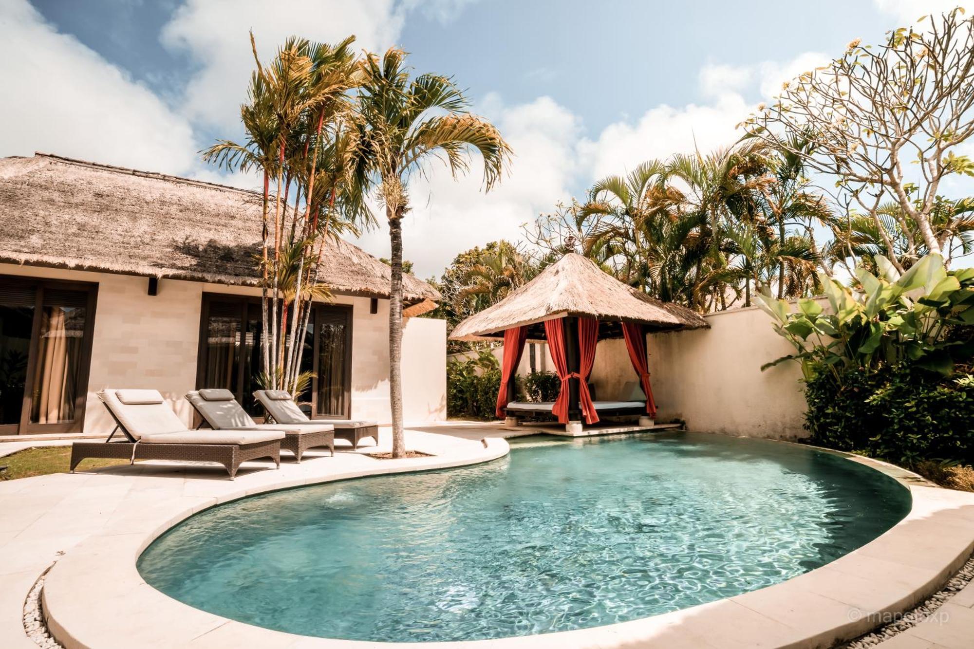 Mahagiri & Dreamland Villa