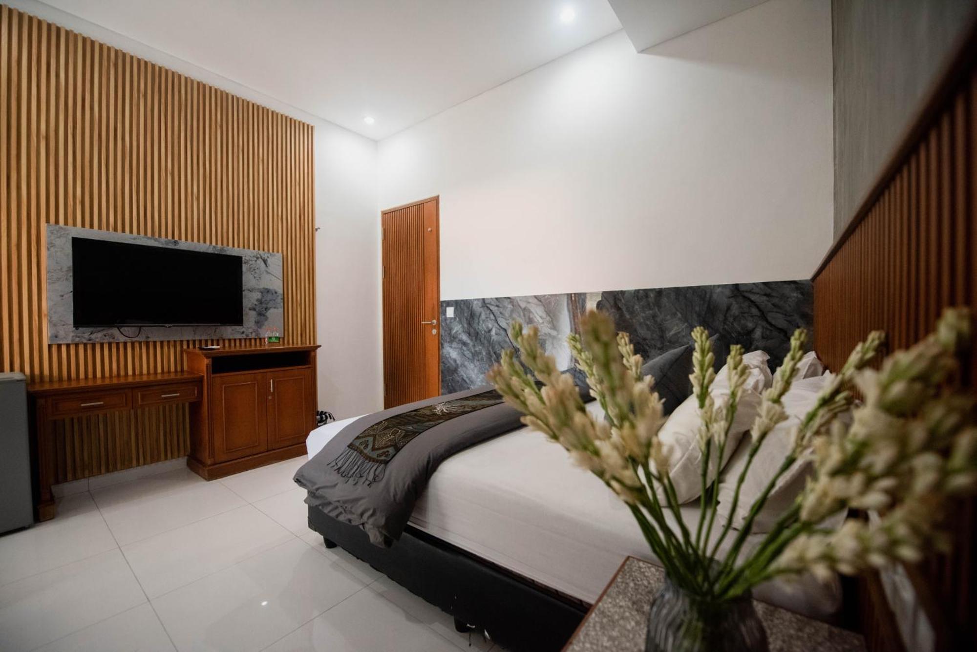 Sandat Hotel Legian (Bali)