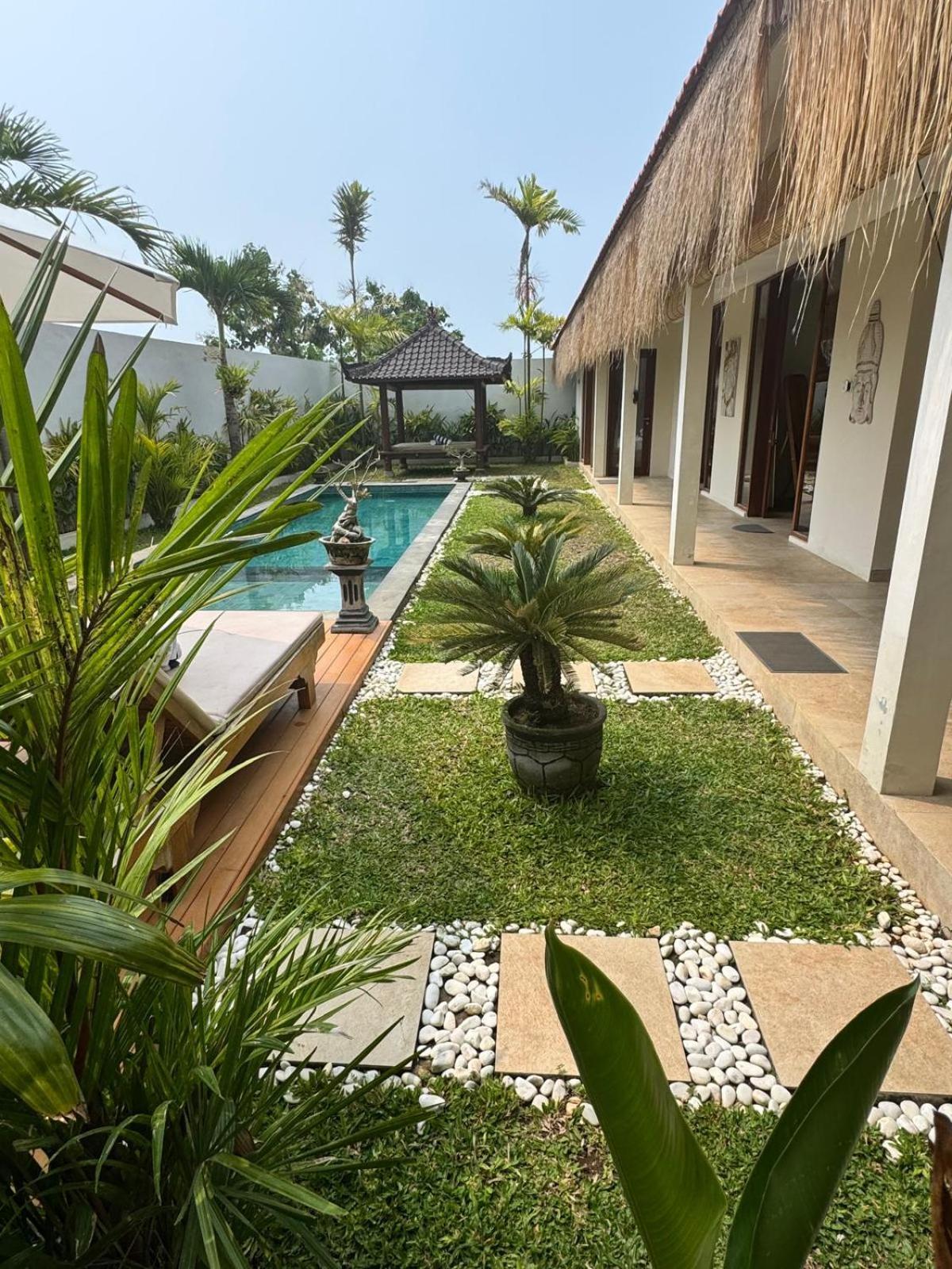Villa 10 Rose Bali 3br Luxury *