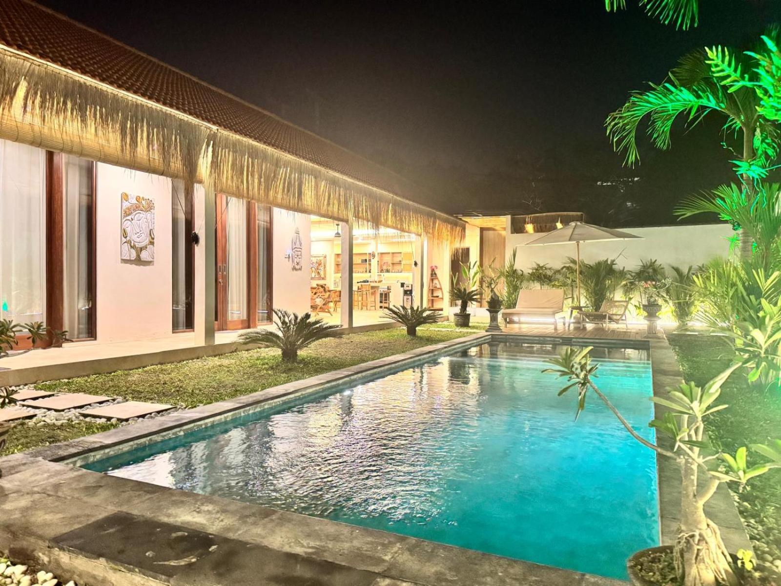 10 Rose Bali 3br Luxury *