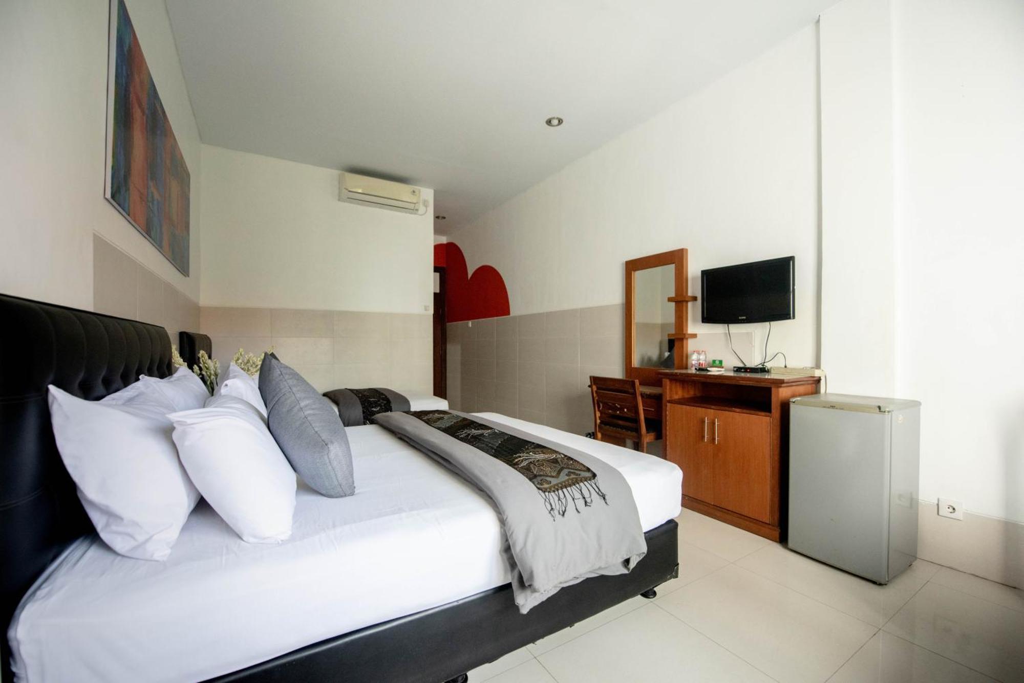 Sandat Hotel Legian (Bali)