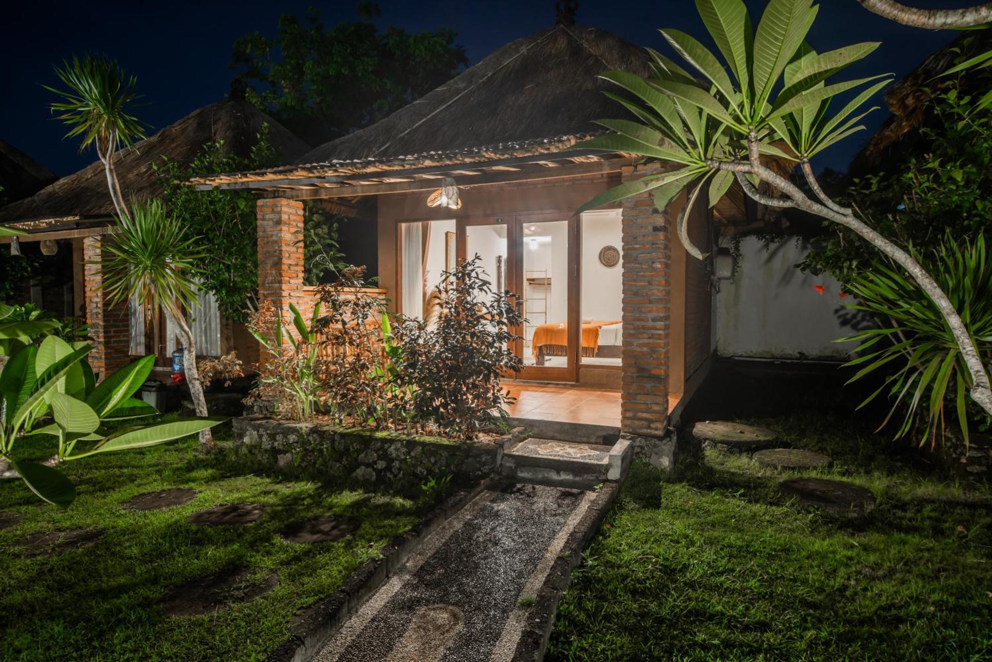 Olo Surf Nature Hotel 2*