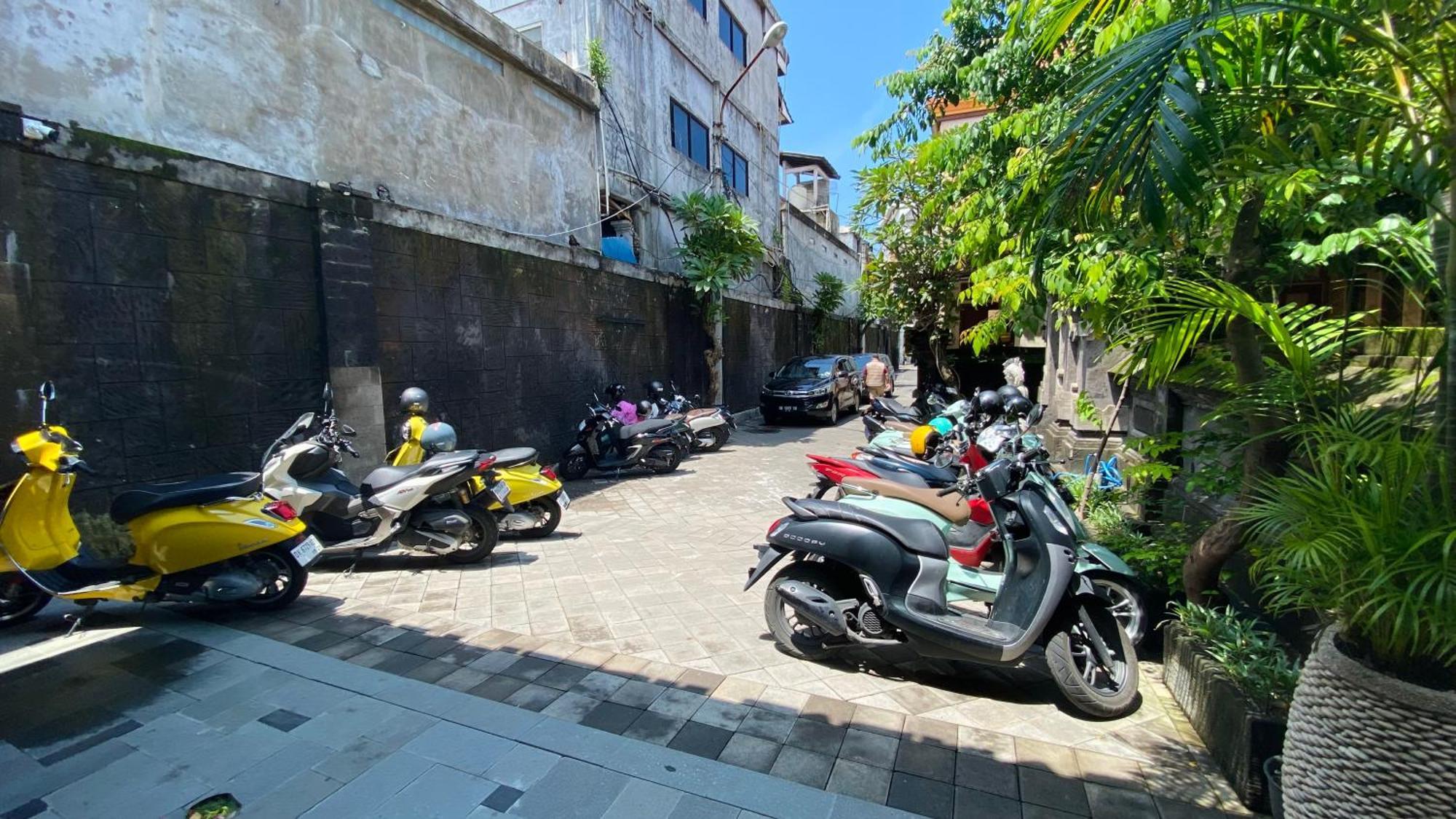 Sandat 3* Legian (Bali)