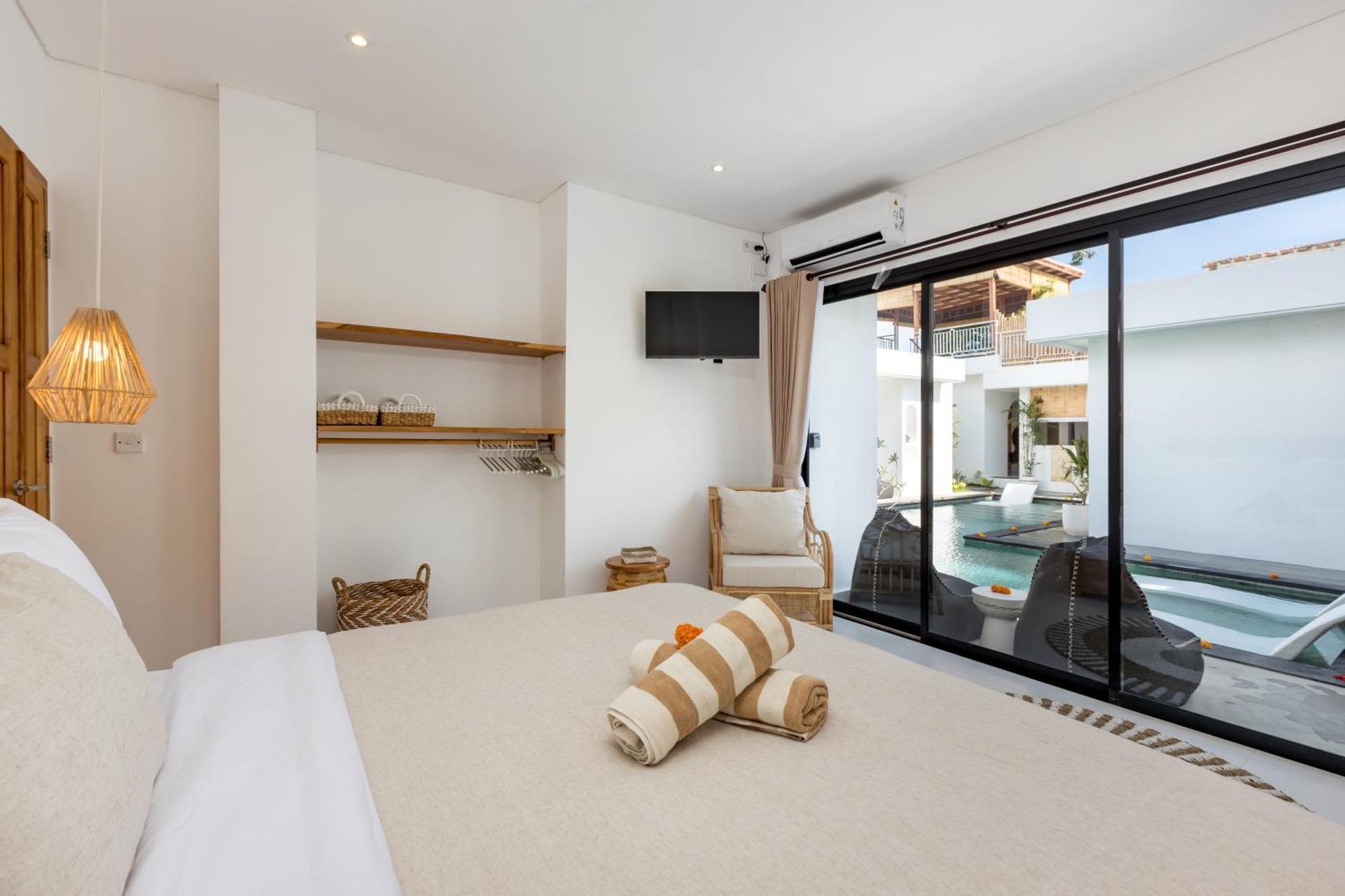 Kelolyne Seminyak (Bali)