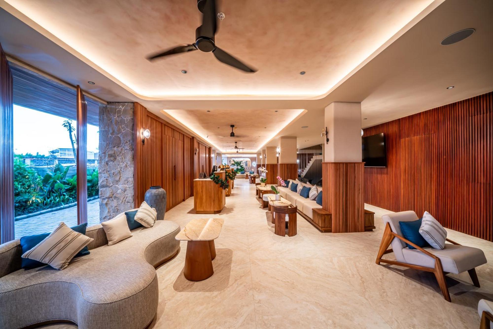 Hotel Tui Blue Berawa And 5*